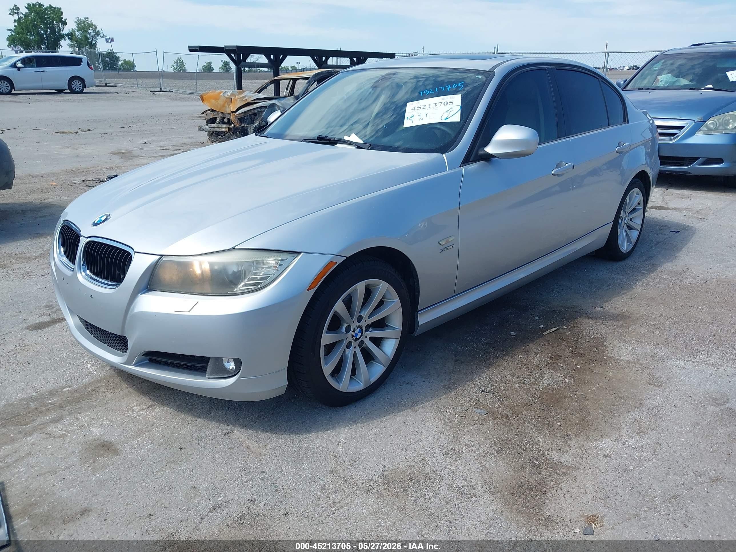 2011 Bmw 328i Xdrive Silver vin: WBAPK7G5XBNN86700
