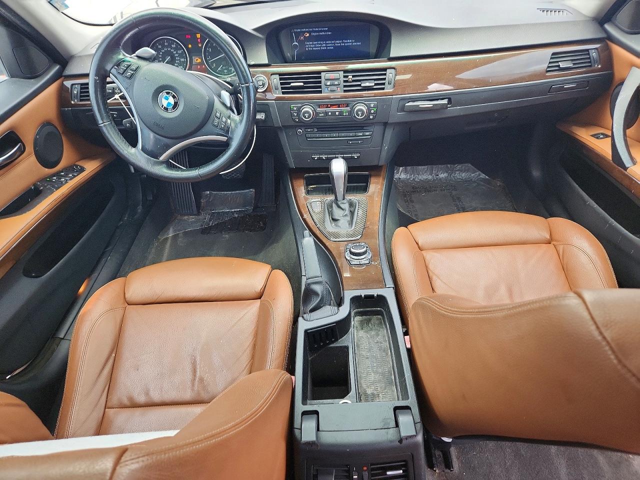 2009 Bmw 335 Xi Silver vin: WBAPL33599A406328