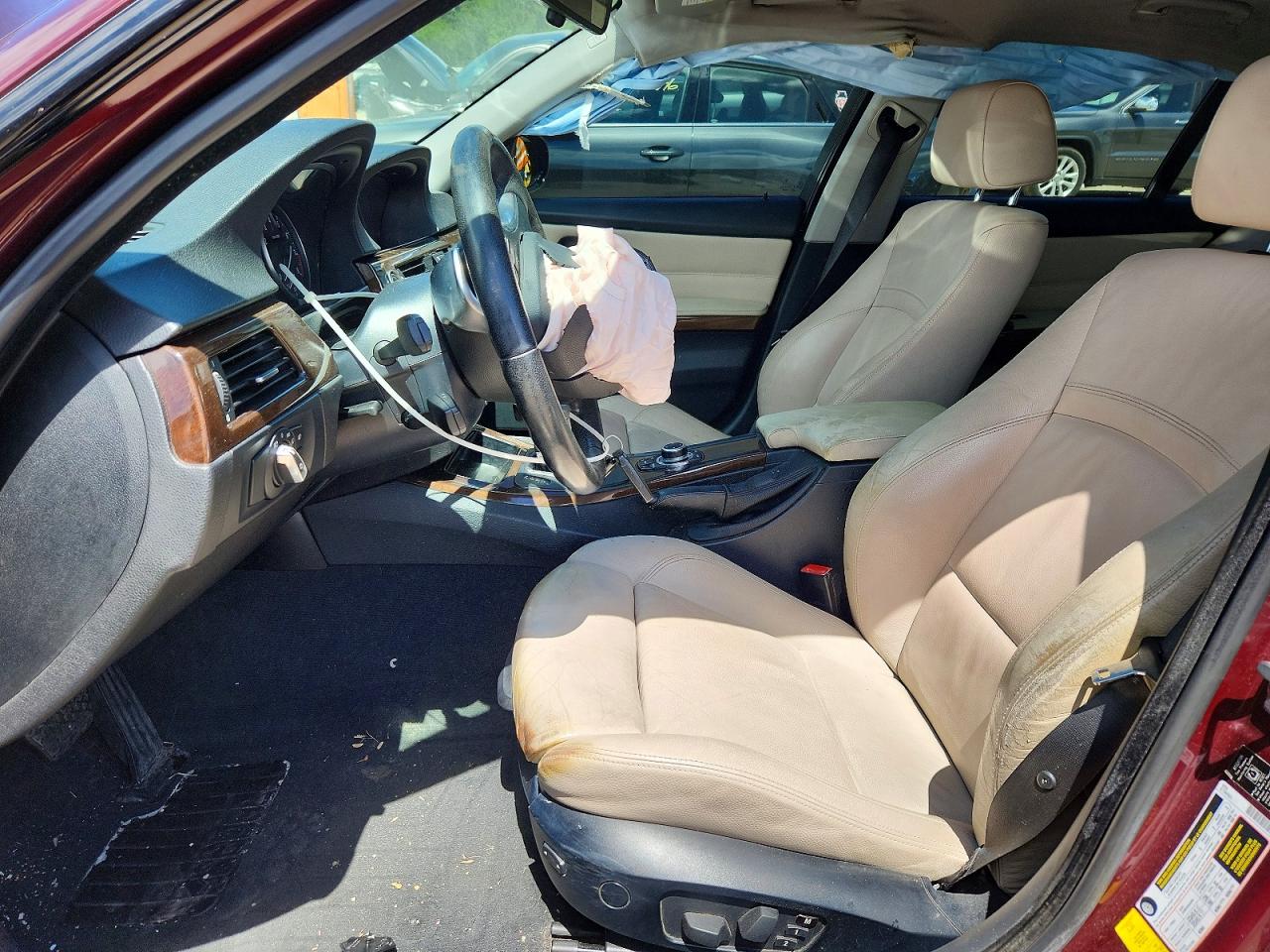 2009 Bmw 335 Xi Burgundy vin: WBAPL335X9A406760