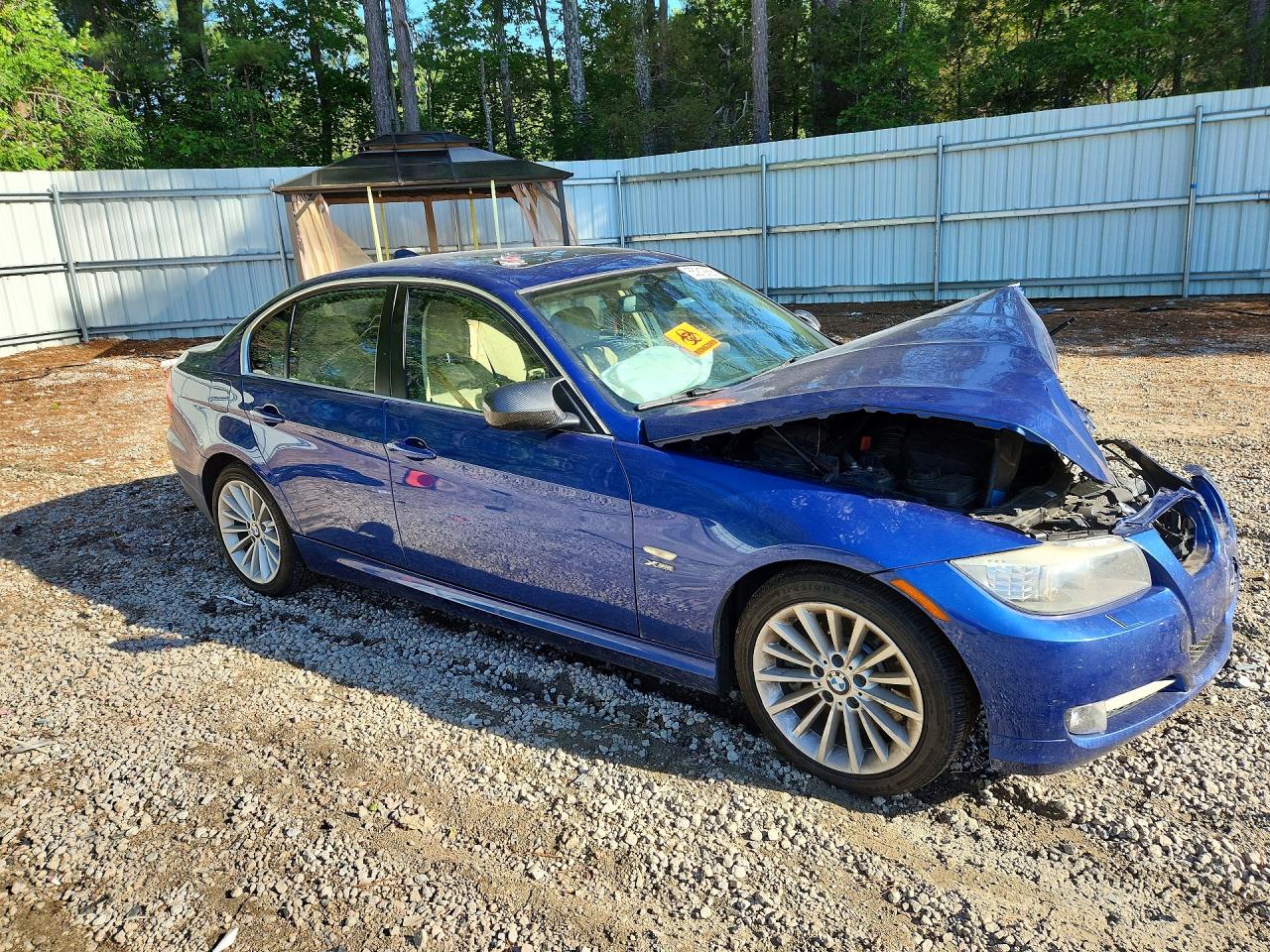 2011 Bmw 335 Xi Blue vin: WBAPL5C50BA918013
