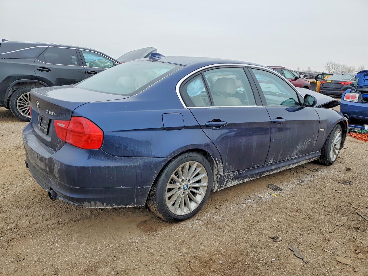 2011 Bmw 335 Xi Синий vin: WBAPL5C50BA918836