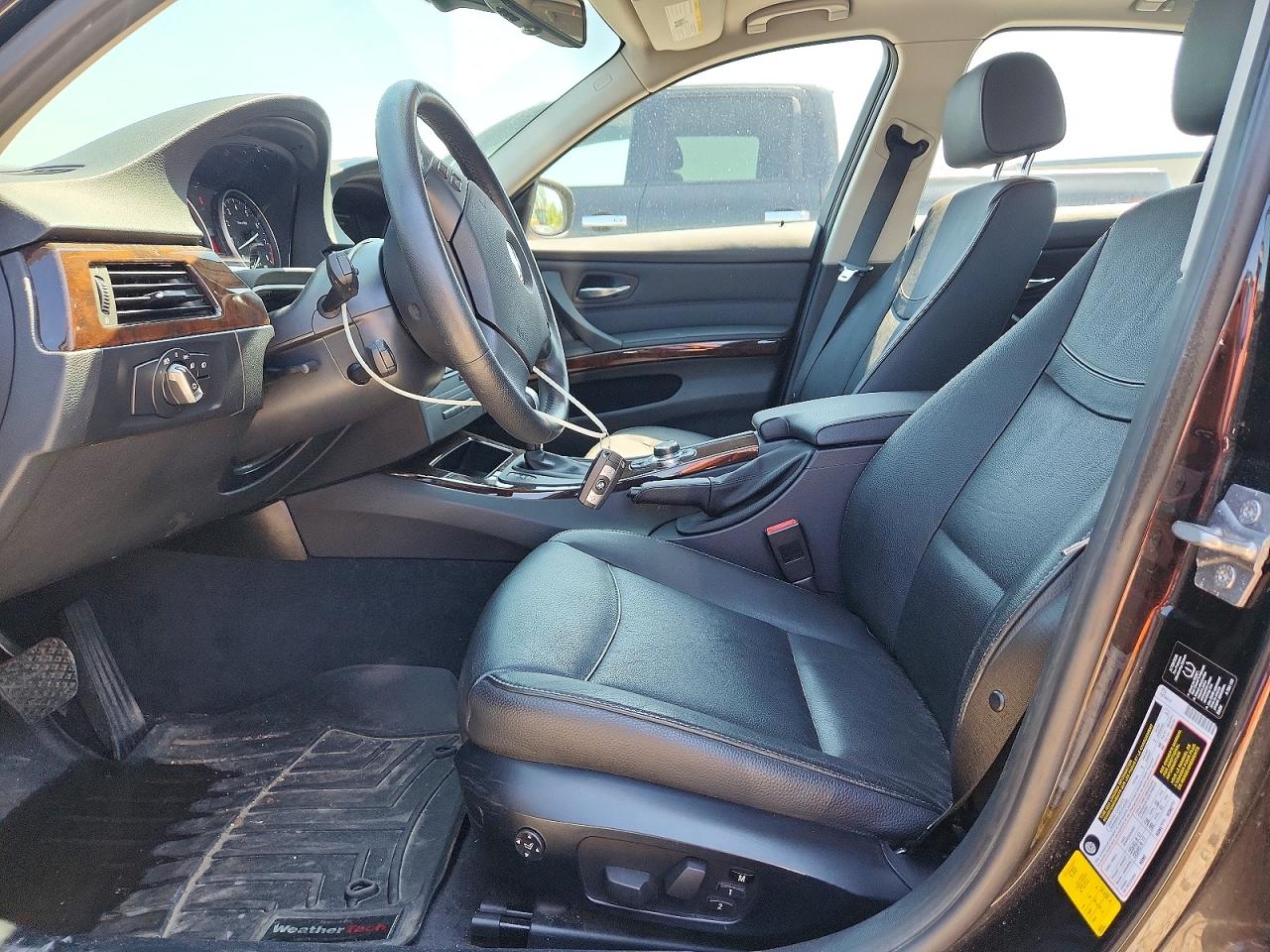 2011 Bmw 335 Xi Black vin: WBAPL5C51BA920580