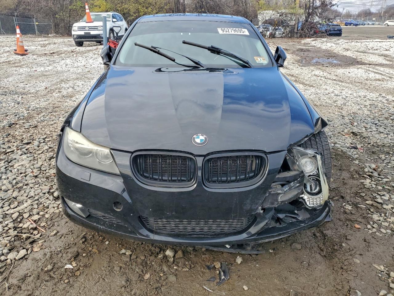 2011 Bmw 335 Xi Black vin: WBAPL5C52BA920829