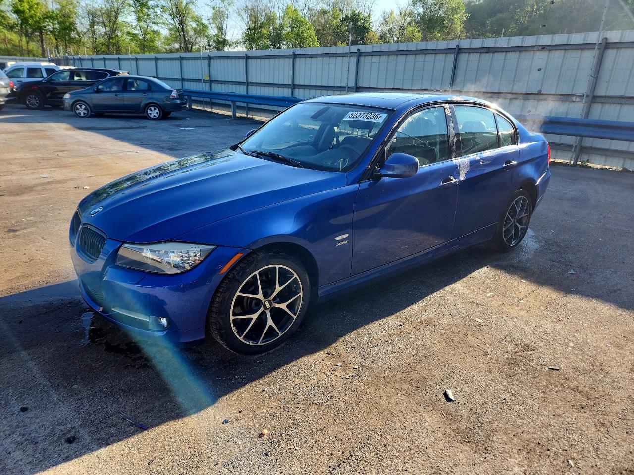 2011 Bmw 335 Xi Blue vin: WBAPL5C54BA918239