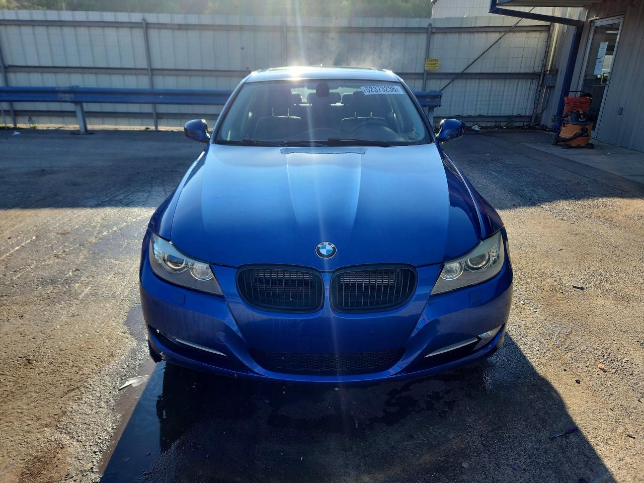 2011 Bmw 335 Xi Blue vin: WBAPL5C54BA918239