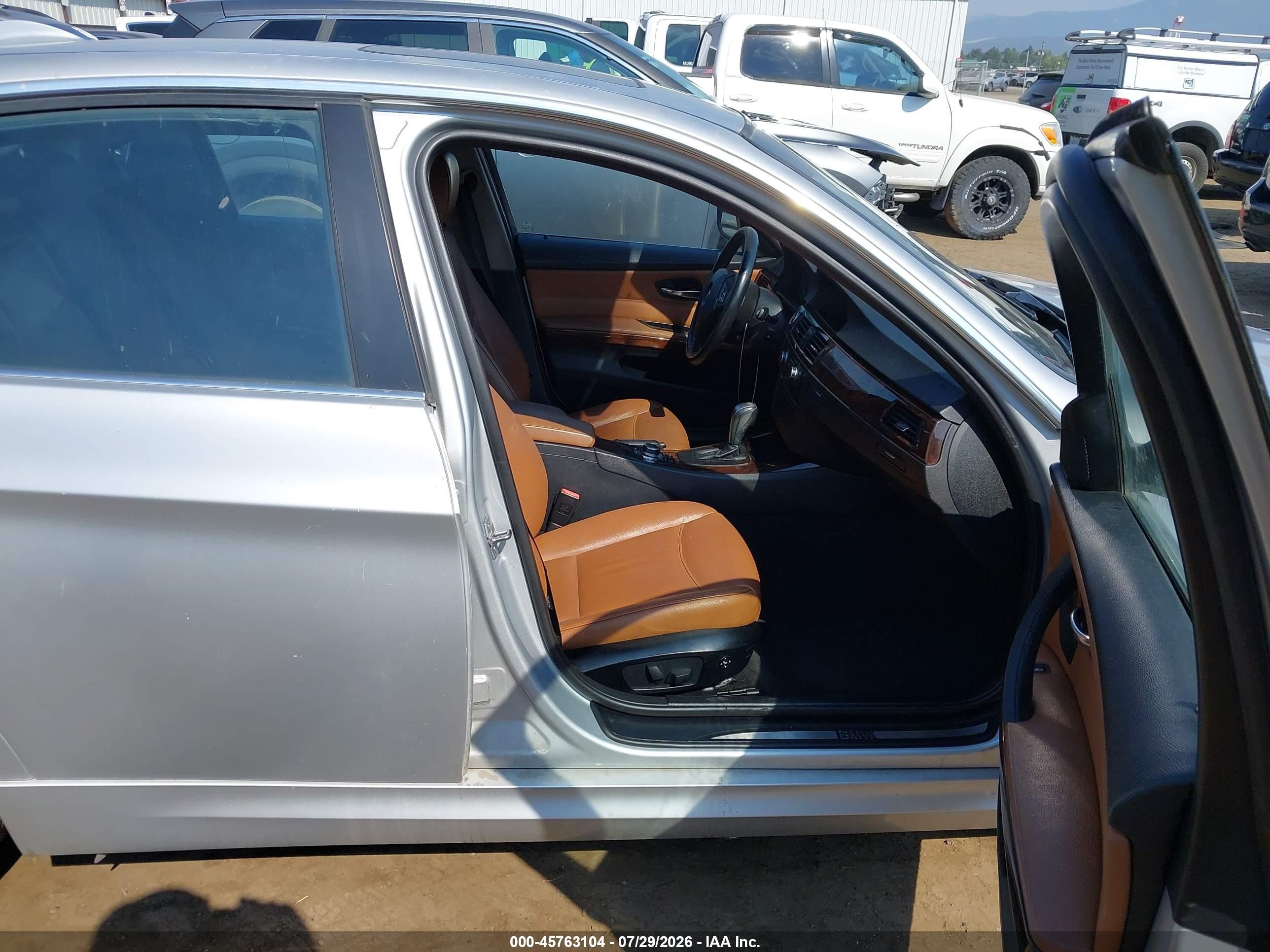 2011 Bmw 335i Xdrive Silver vin: WBAPL5C55BA919366