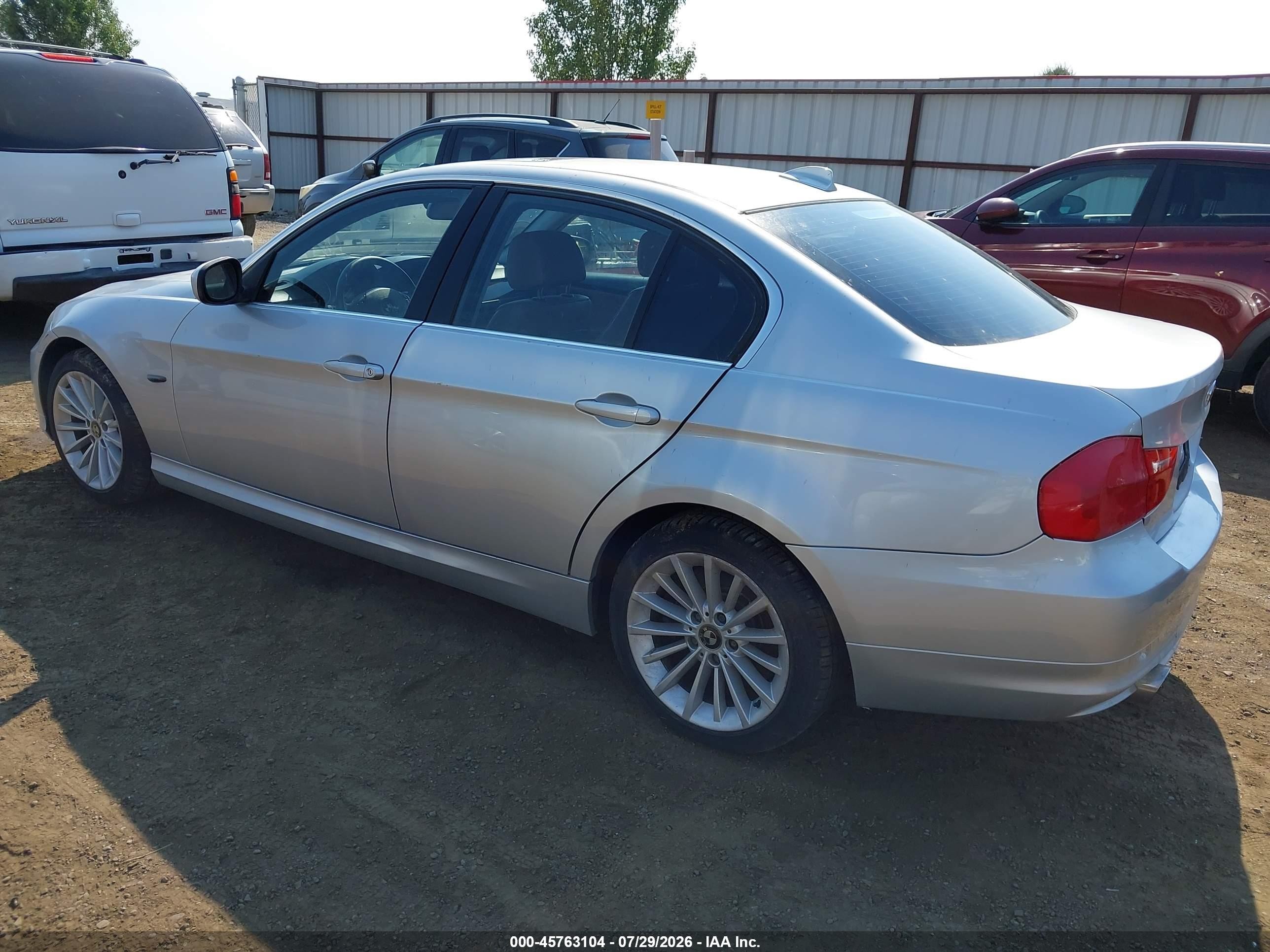 2011 Bmw 335i Xdrive Silver vin: WBAPL5C55BA919366