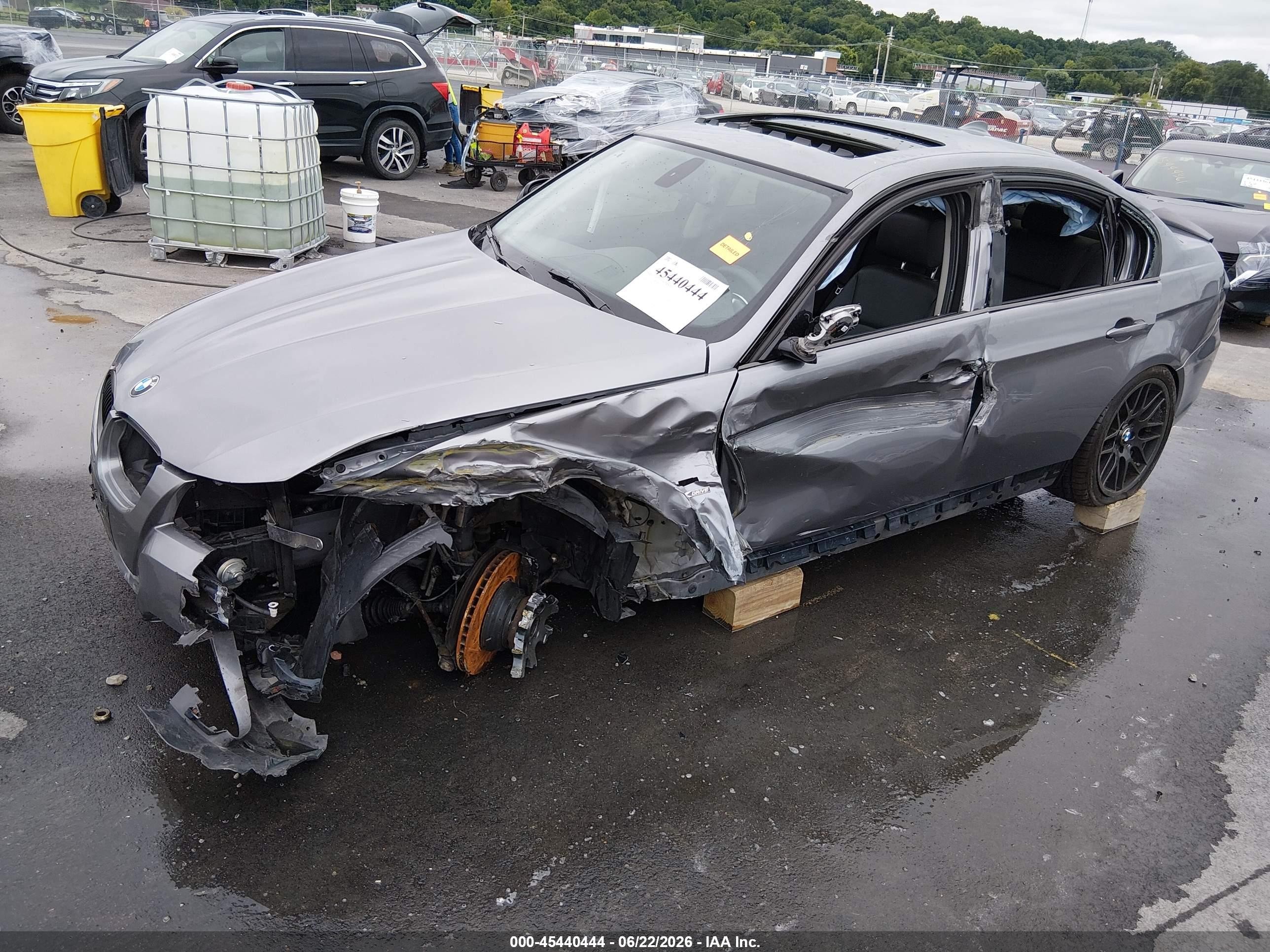 2011 Bmw 335i Xdrive Gray vin: WBAPL5C56BA919716