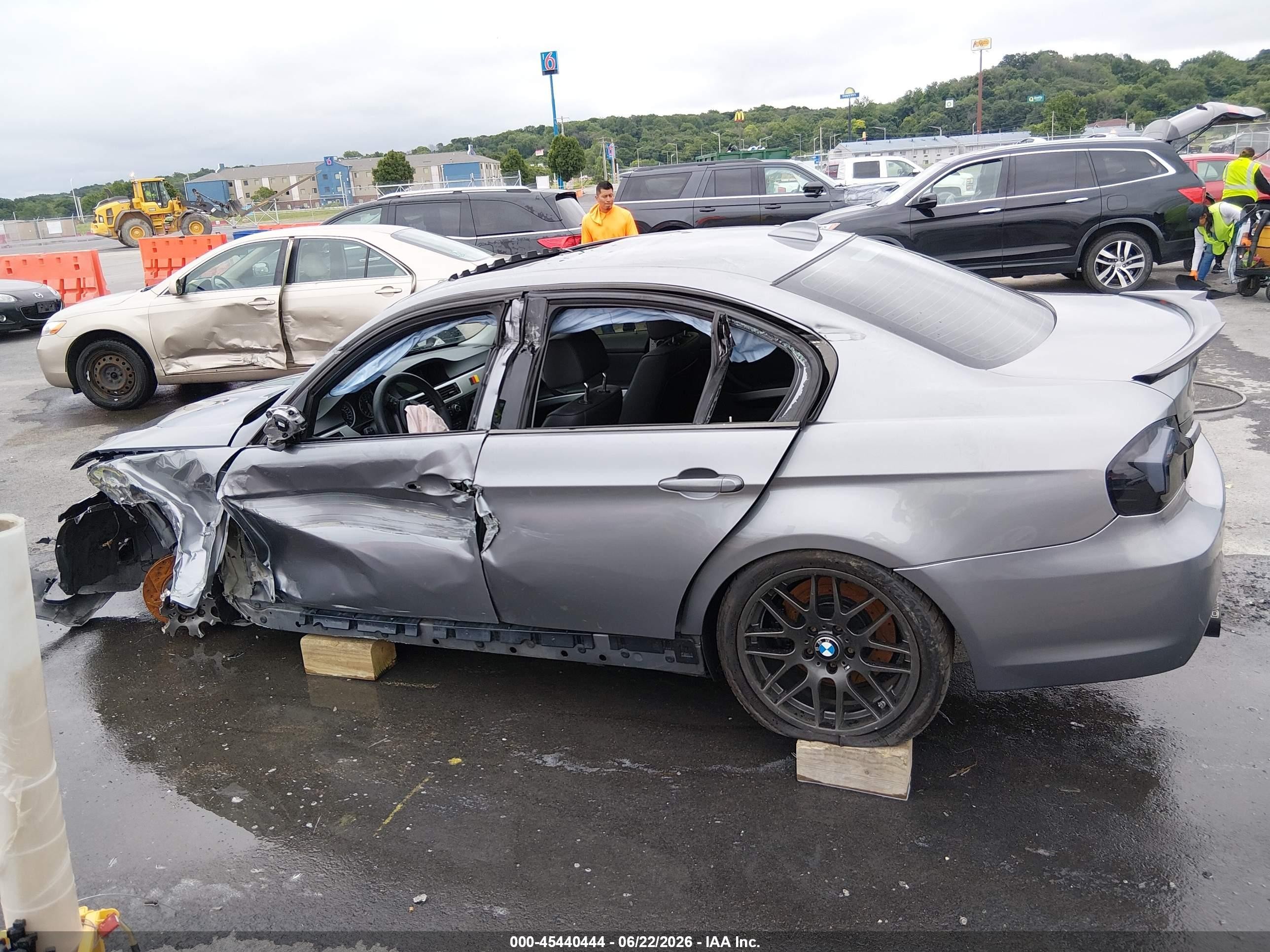 2011 Bmw 335i Xdrive Gray vin: WBAPL5C56BA919716