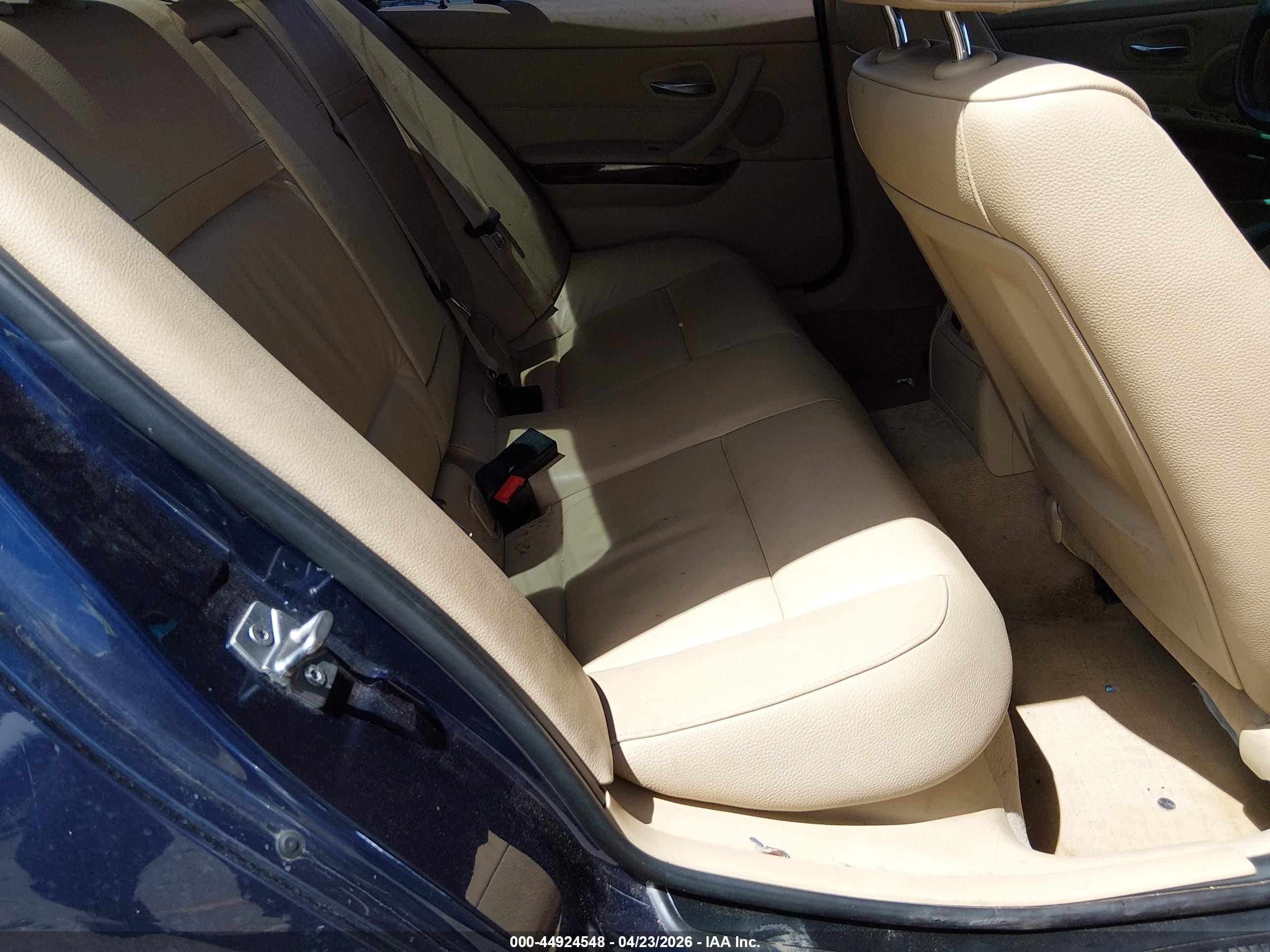 2011 Bmw 335i Xdrive Blue vin: WBAPL5C58BA921743