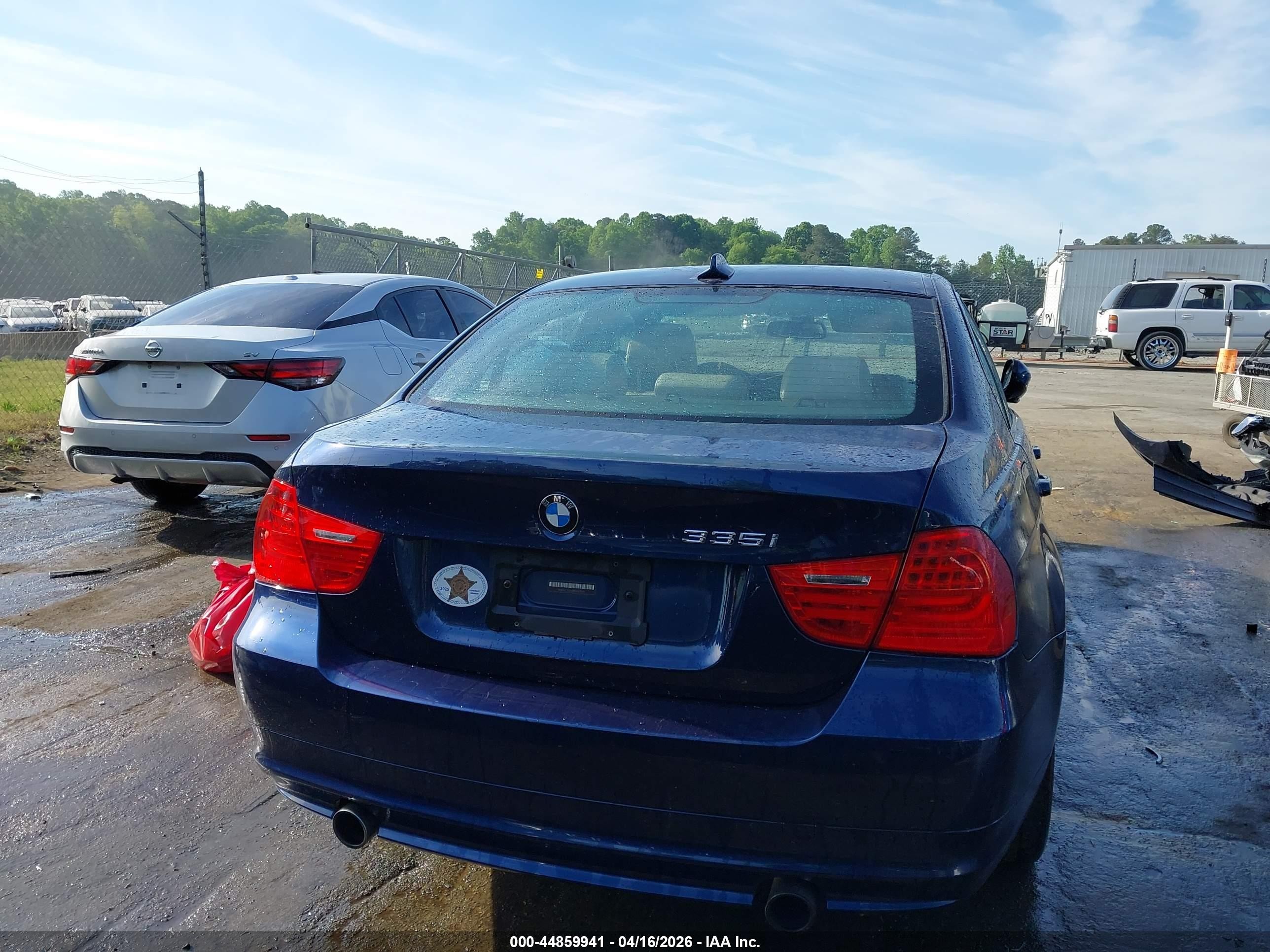 2011 Bmw 335i Xdrive Blue vin: WBAPL5G50BNN23039