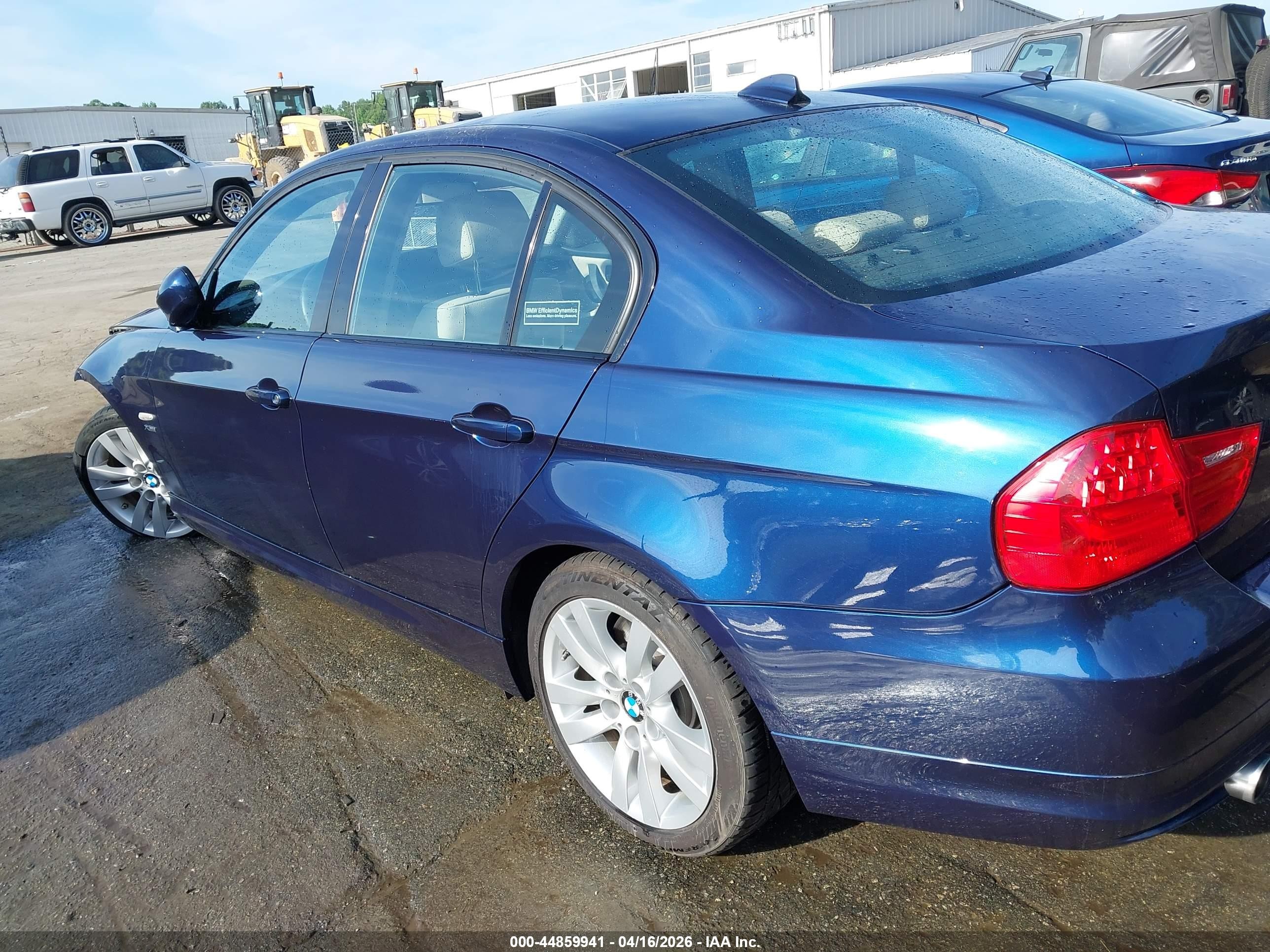 2011 Bmw 335i Xdrive Blue vin: WBAPL5G50BNN23039