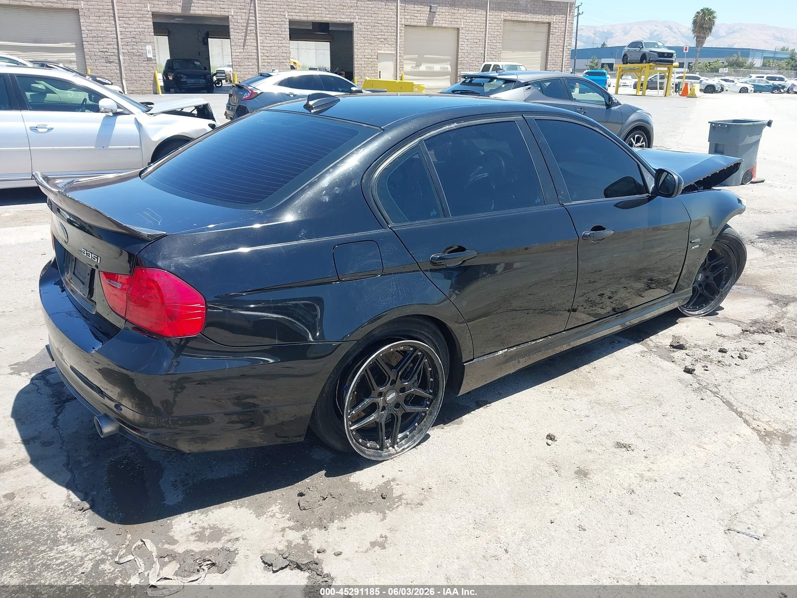2011 Bmw 335i Xdrive Black vin: WBAPL5G52BNN23737
