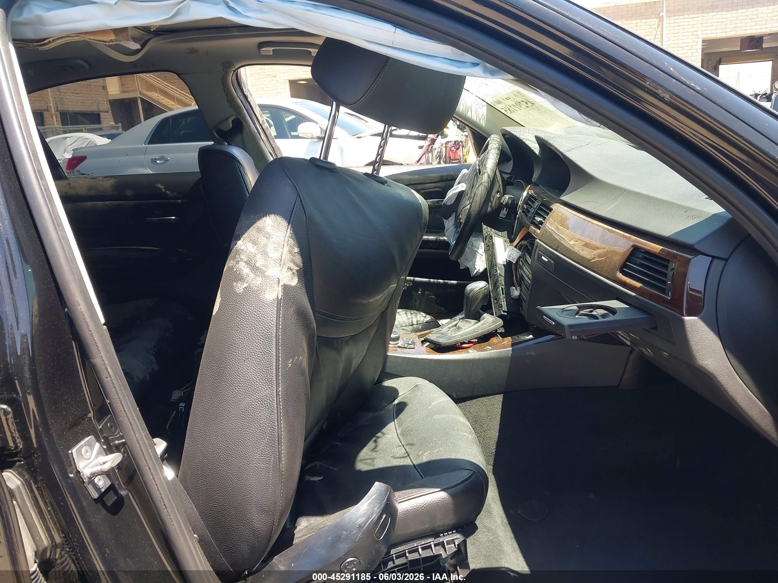 2011 Bmw 335i Xdrive Black vin: WBAPL5G52BNN23737