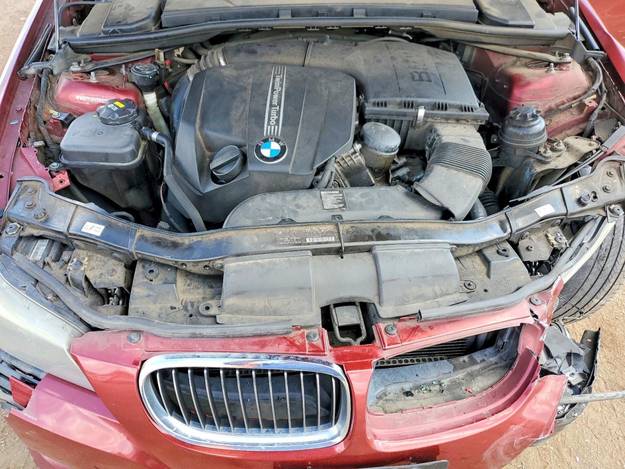 2011 Bmw 335 Xi Бордовый vin: WBAPL5G53BNN23553