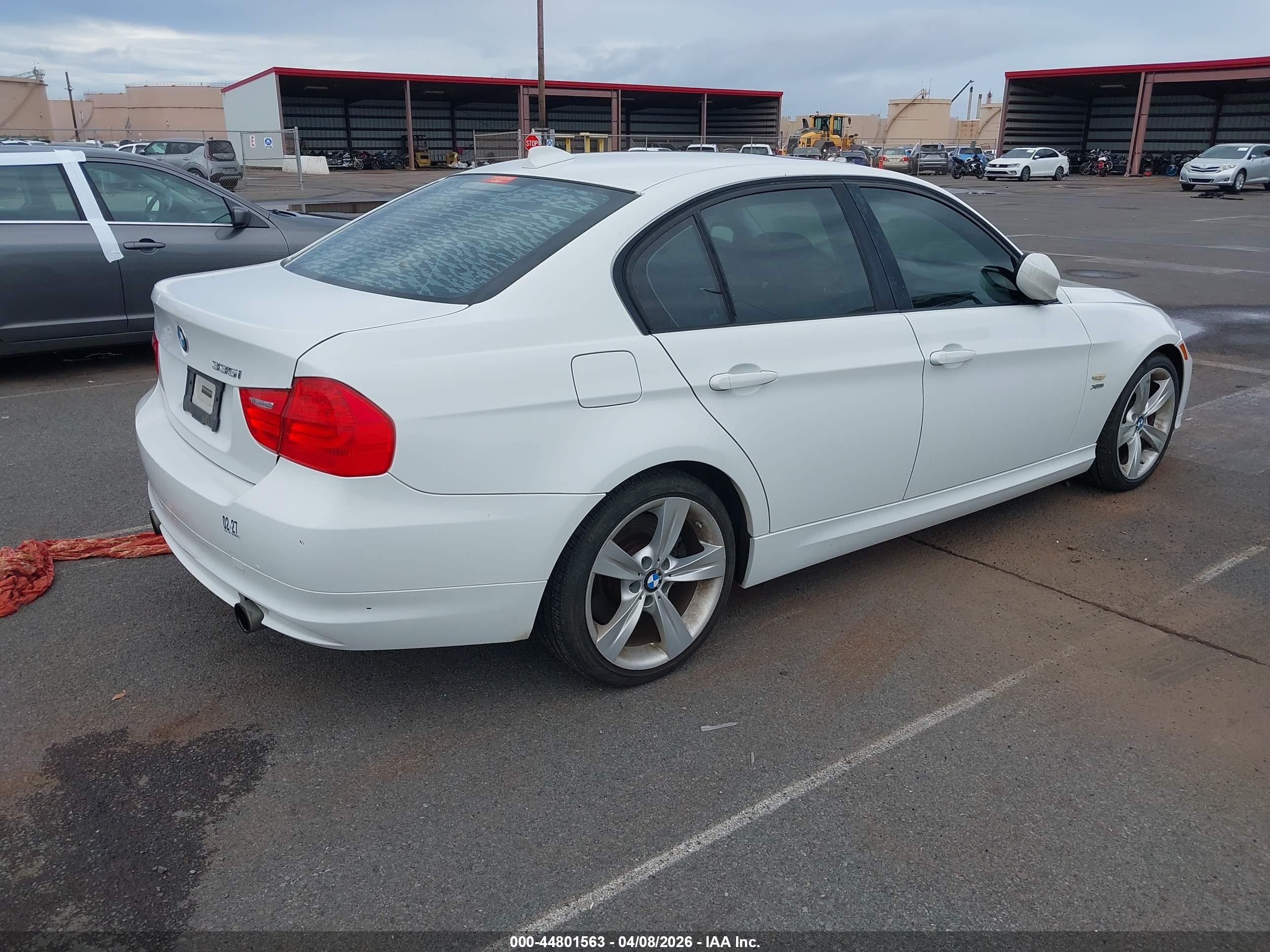 2011 Bmw 335i Xdrive White vin: WBAPL5G56BNN21974