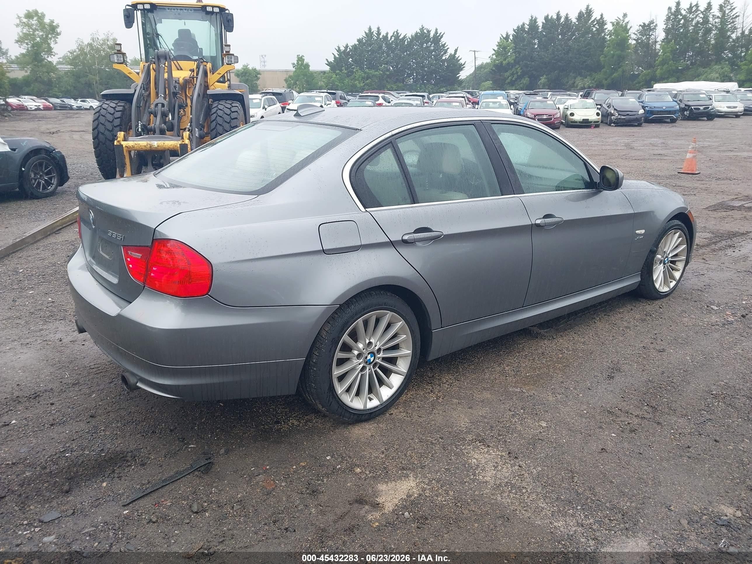 2011 Bmw 335i Xdrive Серый vin: WBAPL5G59BNN21936