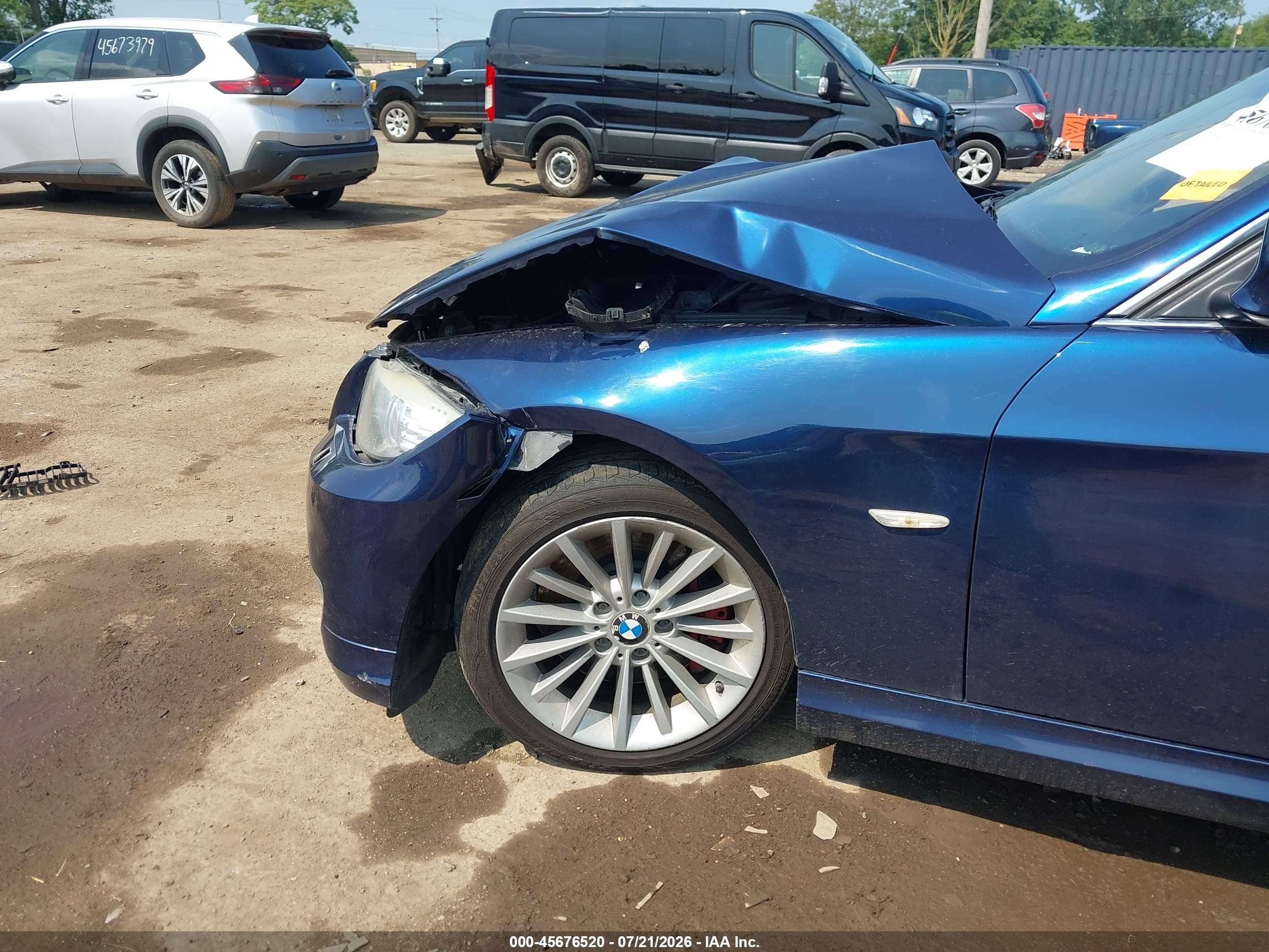 2011 Bmw 335i   Blue vin: WBAPM5C50BE576259