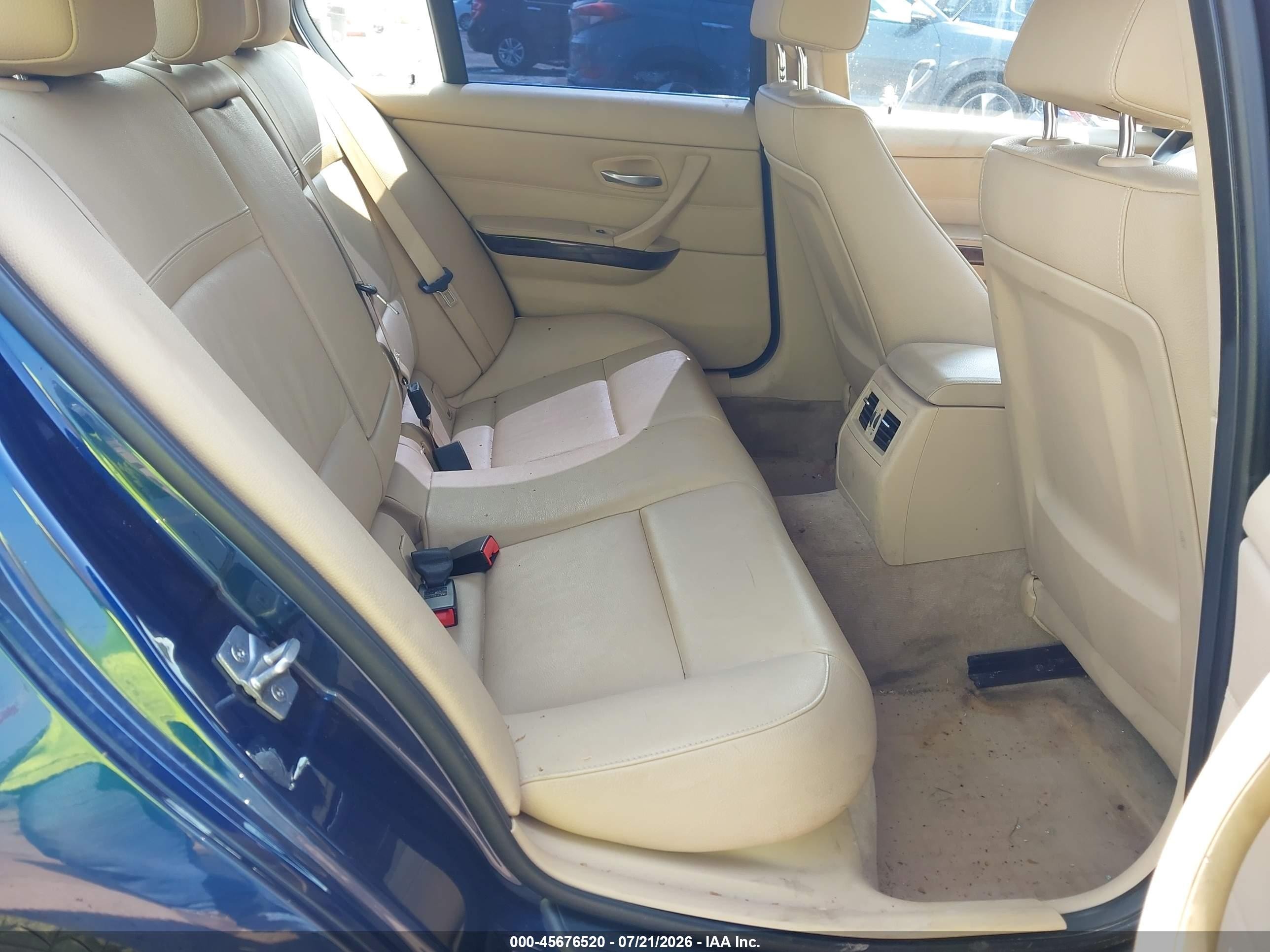 2011 Bmw 335i   Blue vin: WBAPM5C50BE576259