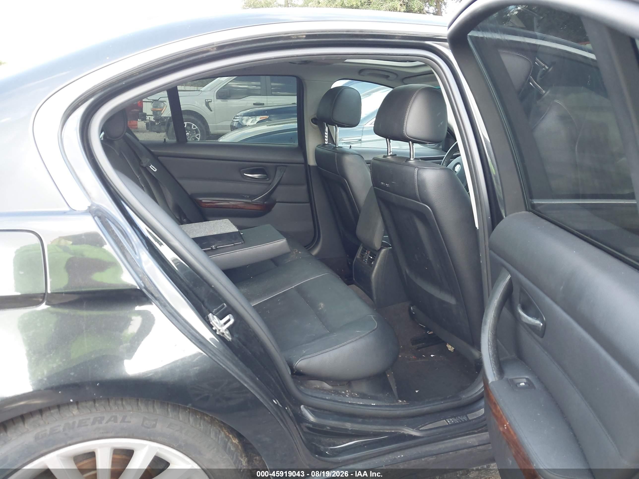 2011 Bmw 335 I Черный vin: WBAPM5C50BF182061