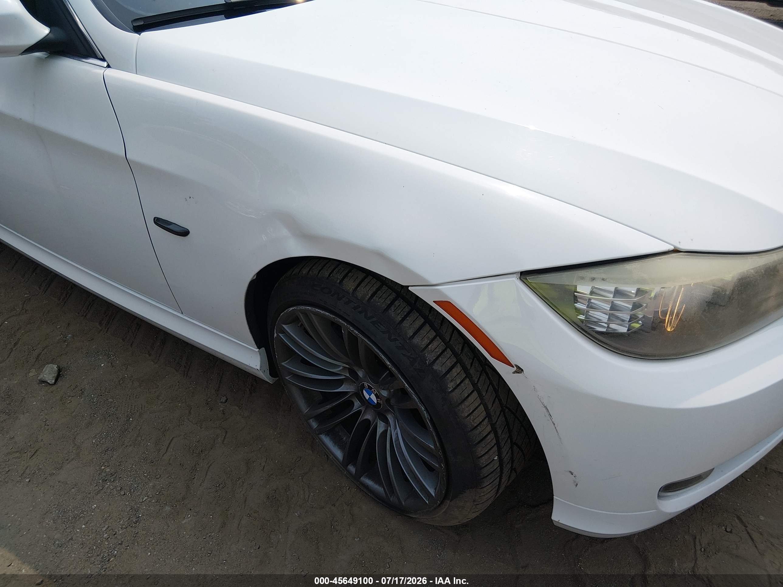 2011 Bmw 335i   Белый vin: WBAPM5C53BE576577