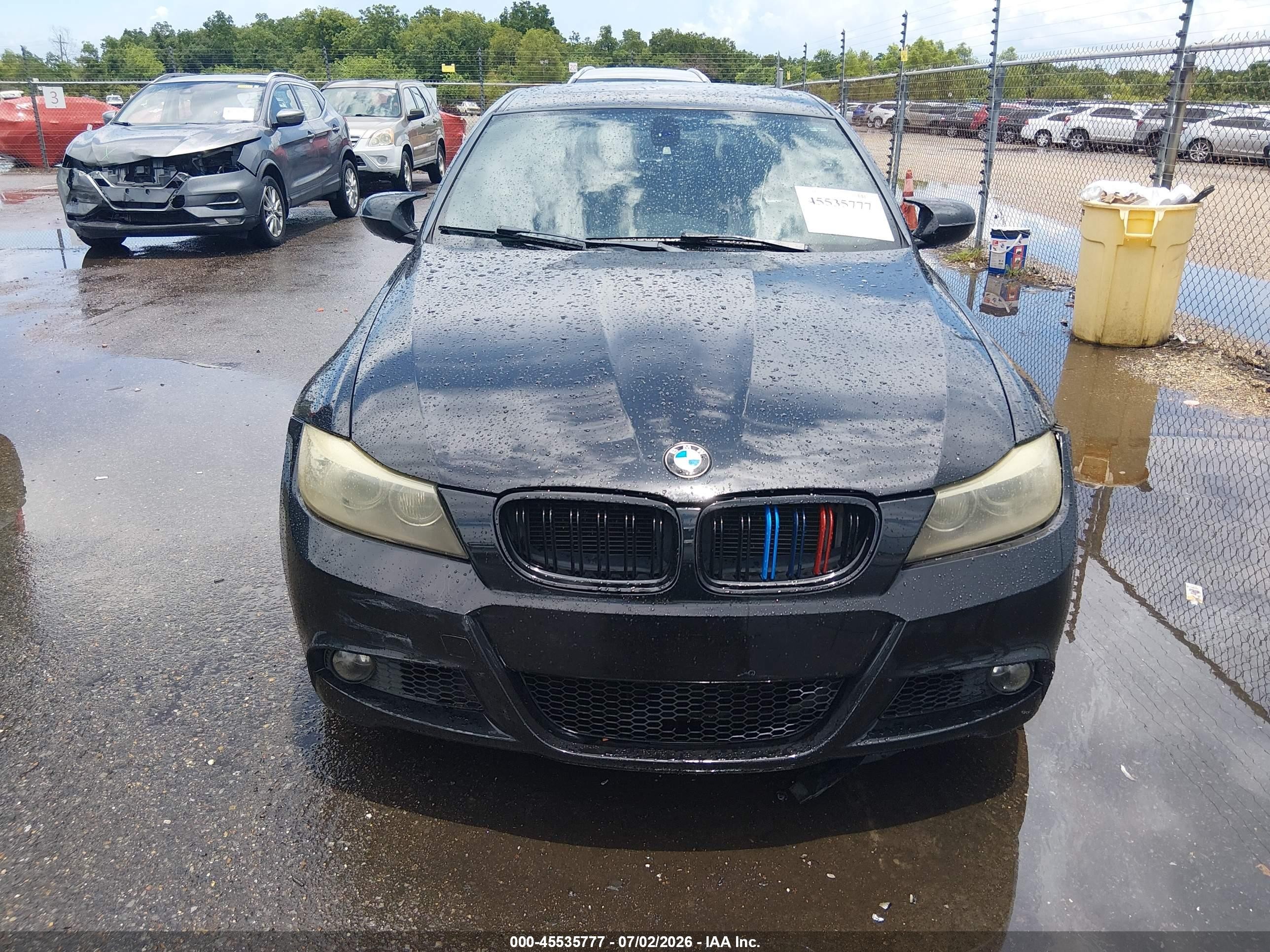 2011 Bmw 335i   Black vin: WBAPM5C57BE576033