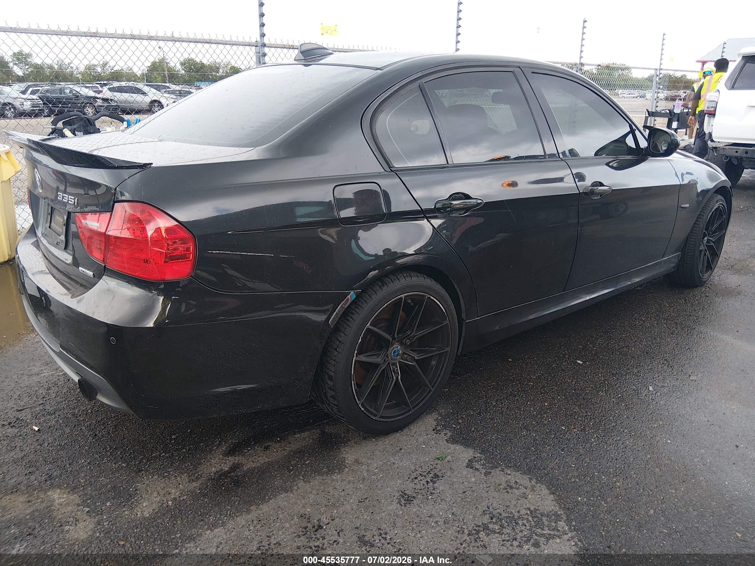 2011 Bmw 335i   Black vin: WBAPM5C57BE576033