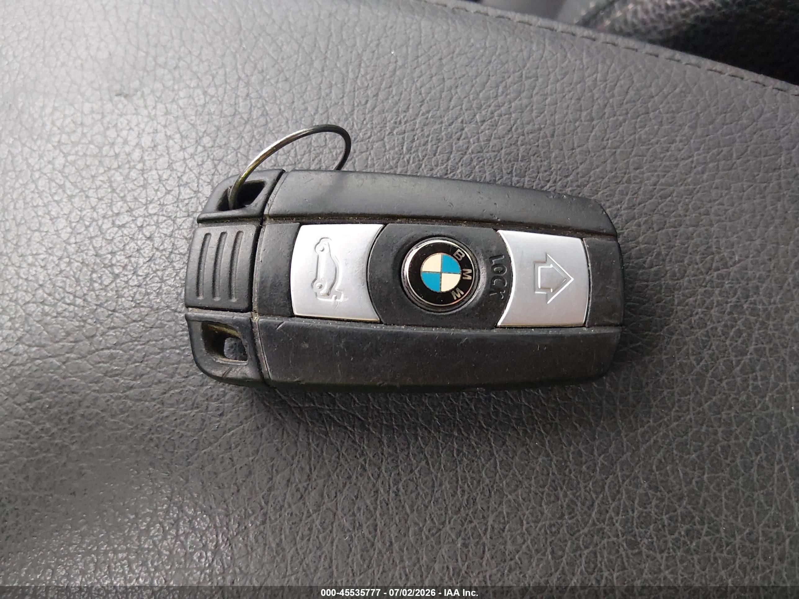 2011 Bmw 335i   Black vin: WBAPM5C57BE576033