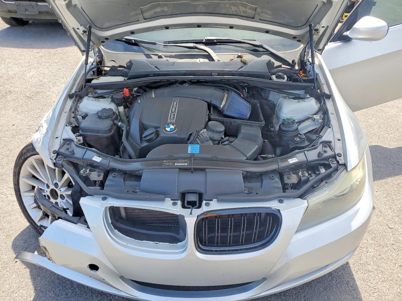 2011 Bmw 228 I Silver vin: WBAPM5C58BE575960
