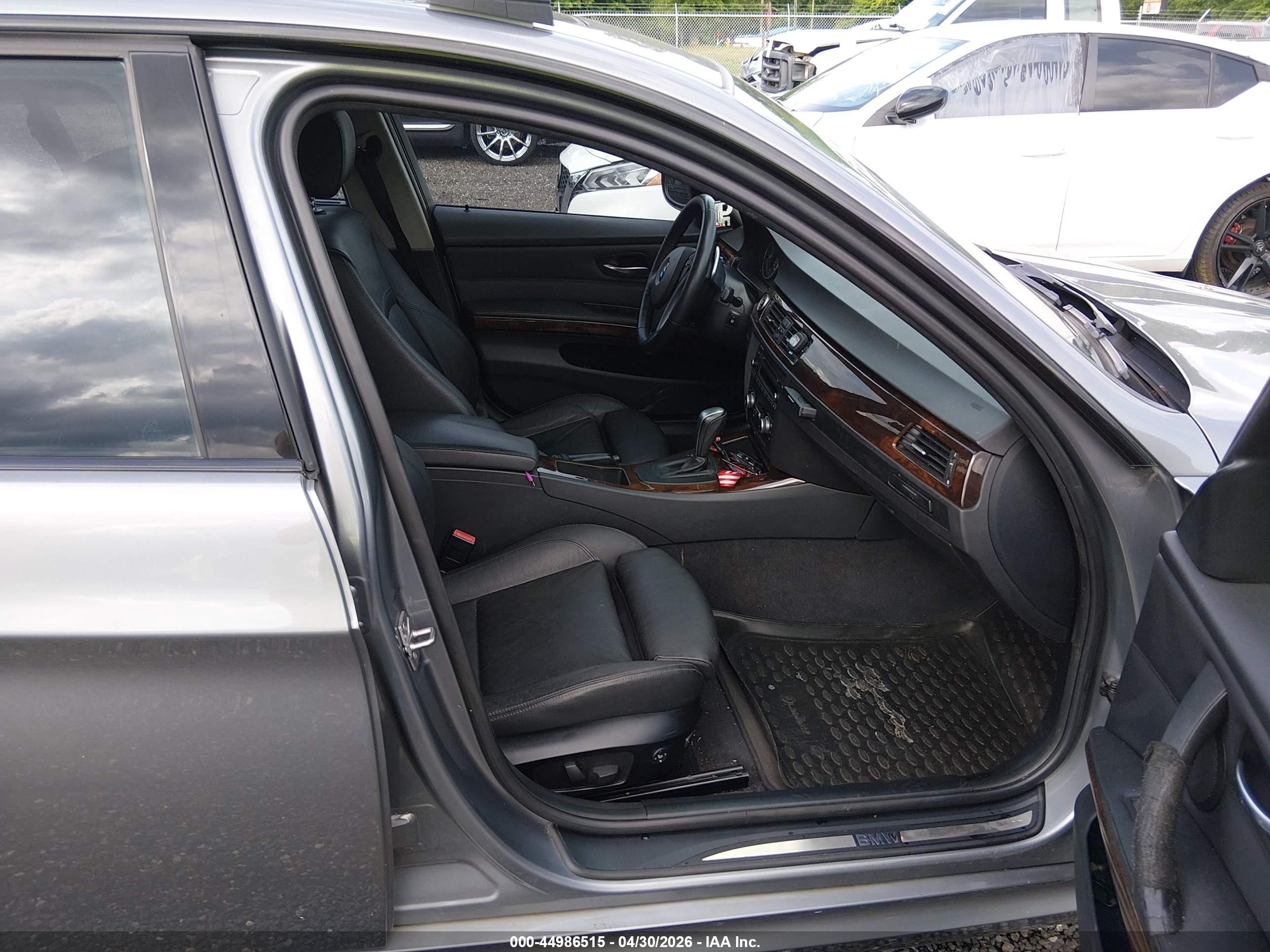 2011 Bmw 335i   Gray vin: WBAPM5C58BE576302