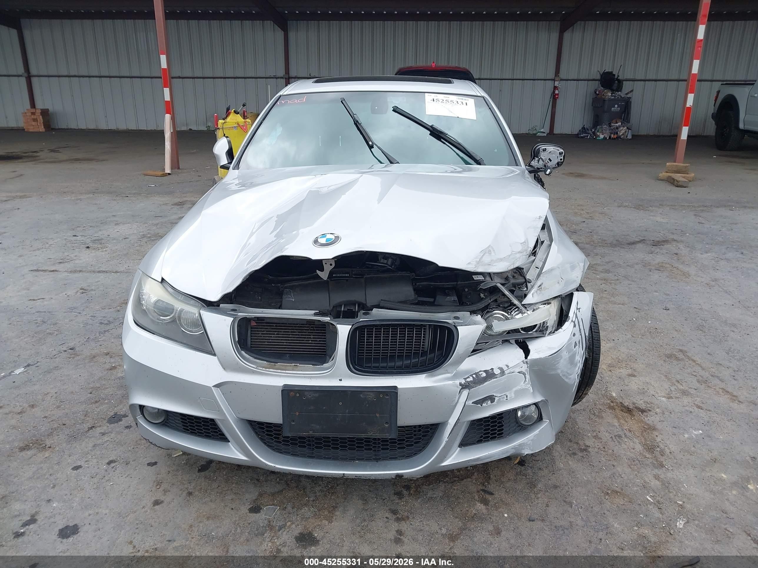 2011 Bmw 335i   Silver vin: WBAPM5G50BNN01118