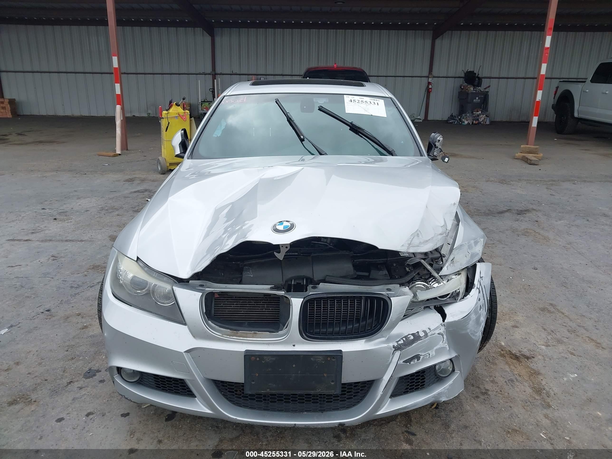 2011 Bmw 335i   Silver vin: WBAPM5G50BNN01118