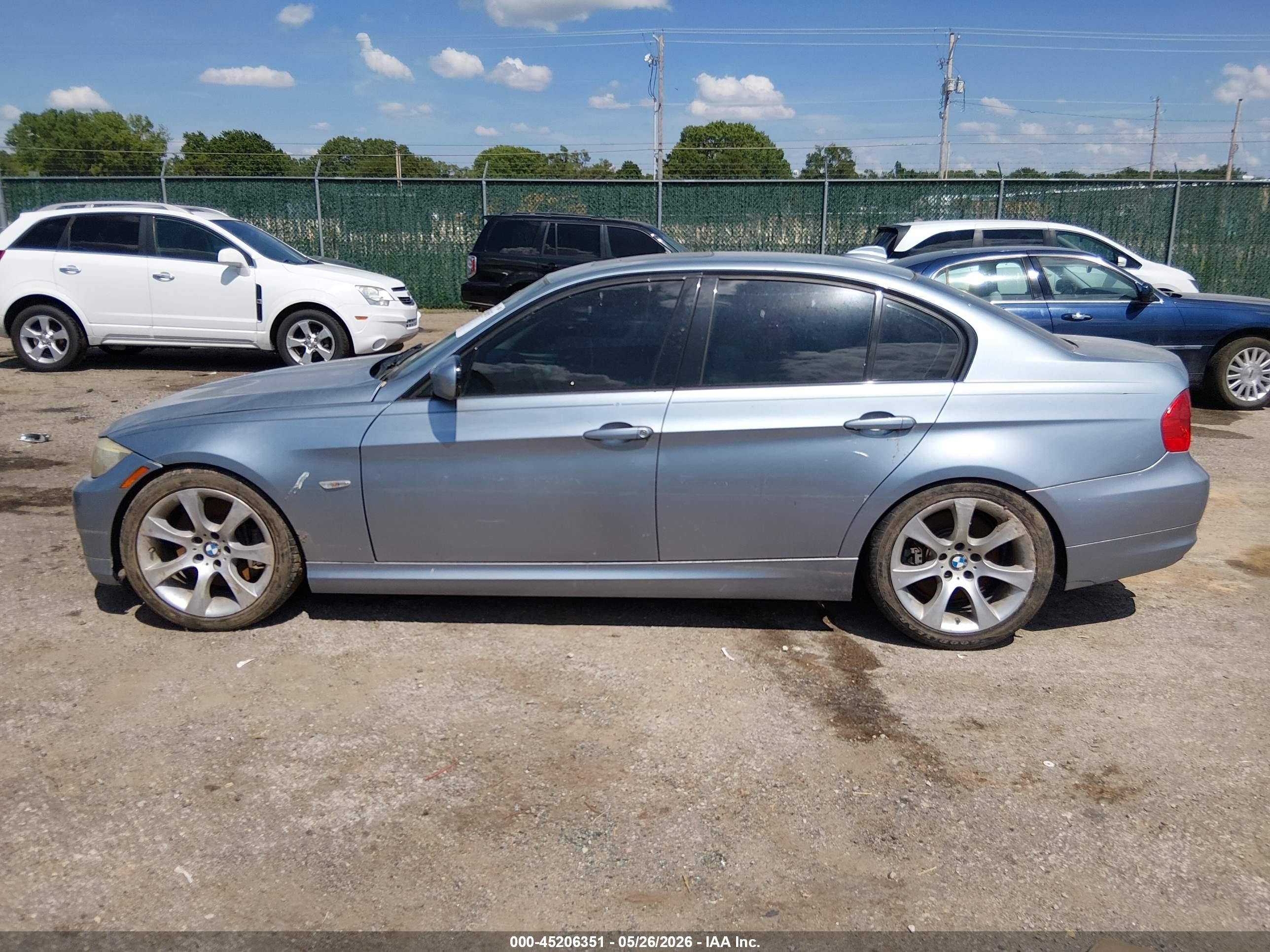 2011 Bmw 335i   Blue vin: WBAPM5G51BNN00365