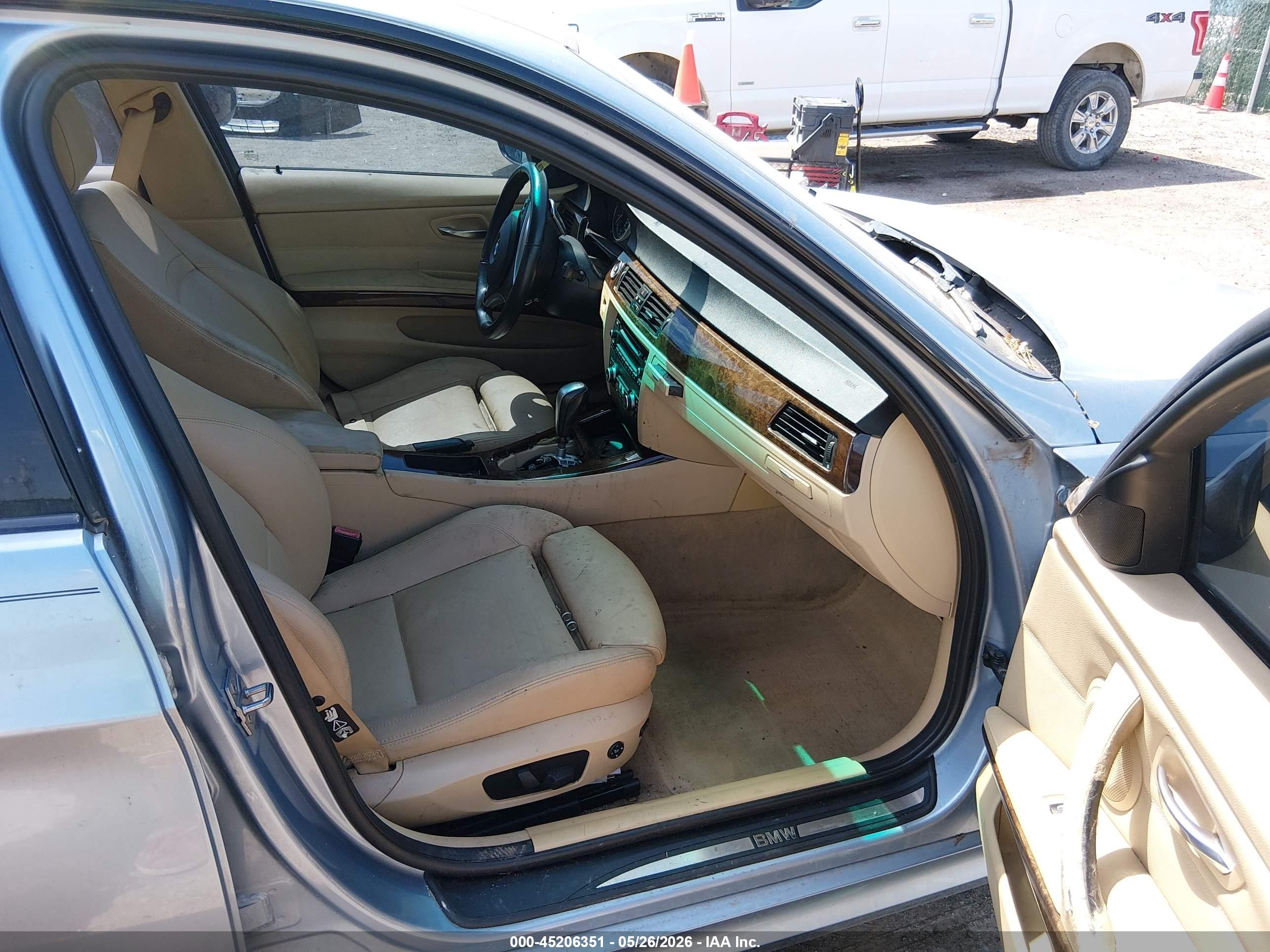 2011 Bmw 335i   Blue vin: WBAPM5G51BNN00365