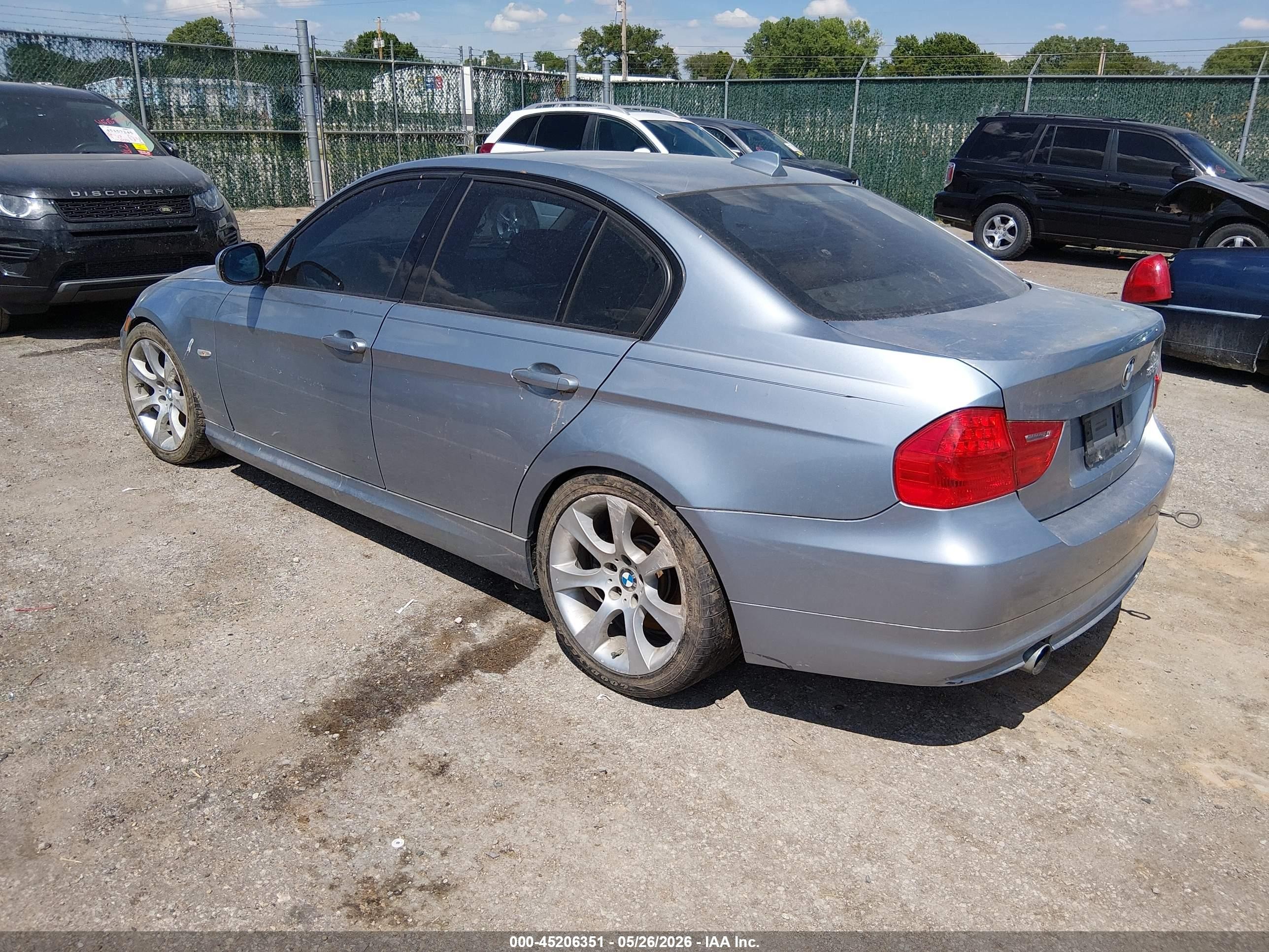 2011 Bmw 335i   Blue vin: WBAPM5G51BNN00365