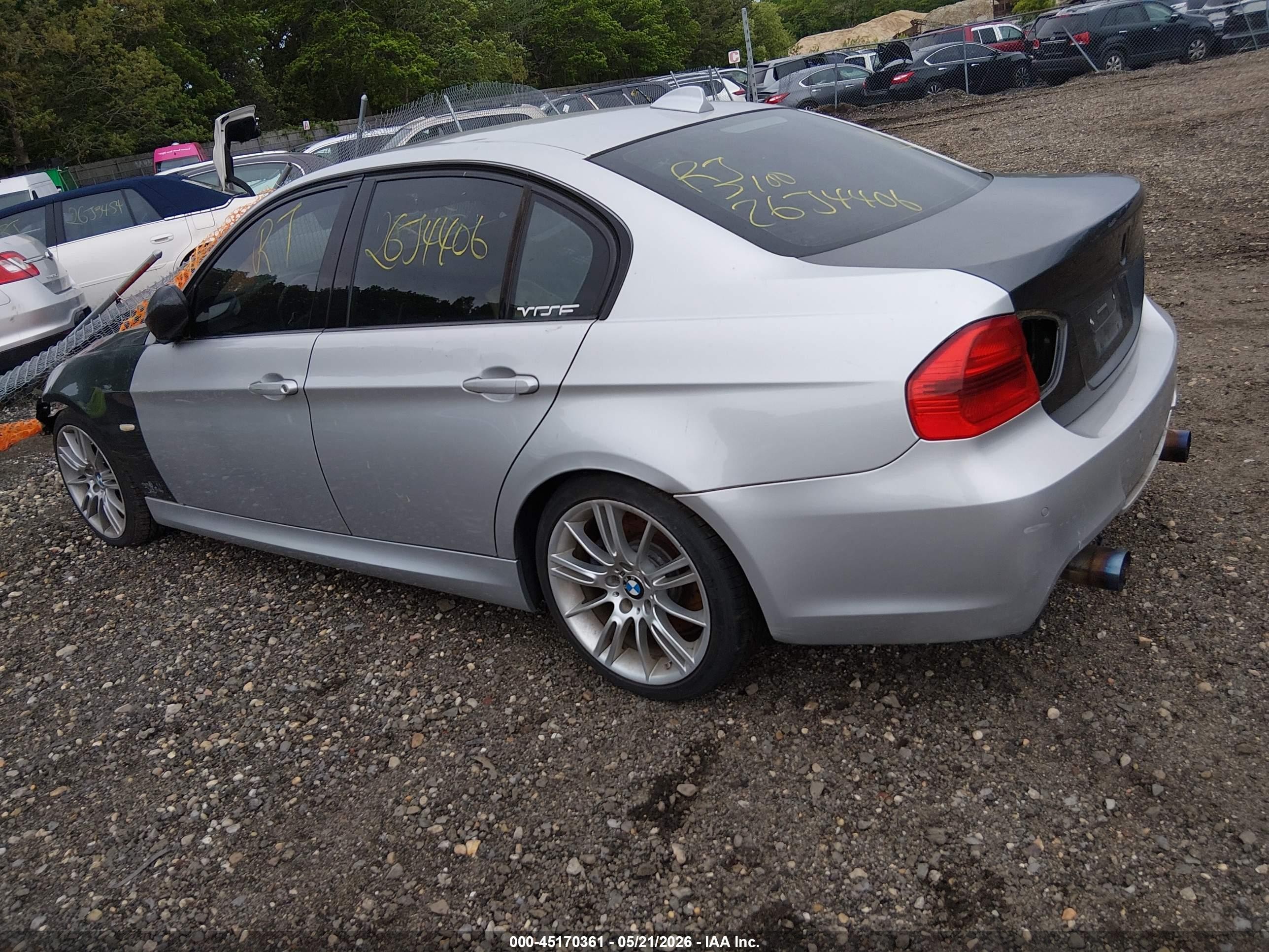 2010 Bmw 335i   Серый vin: WBAPM7C53AA367275