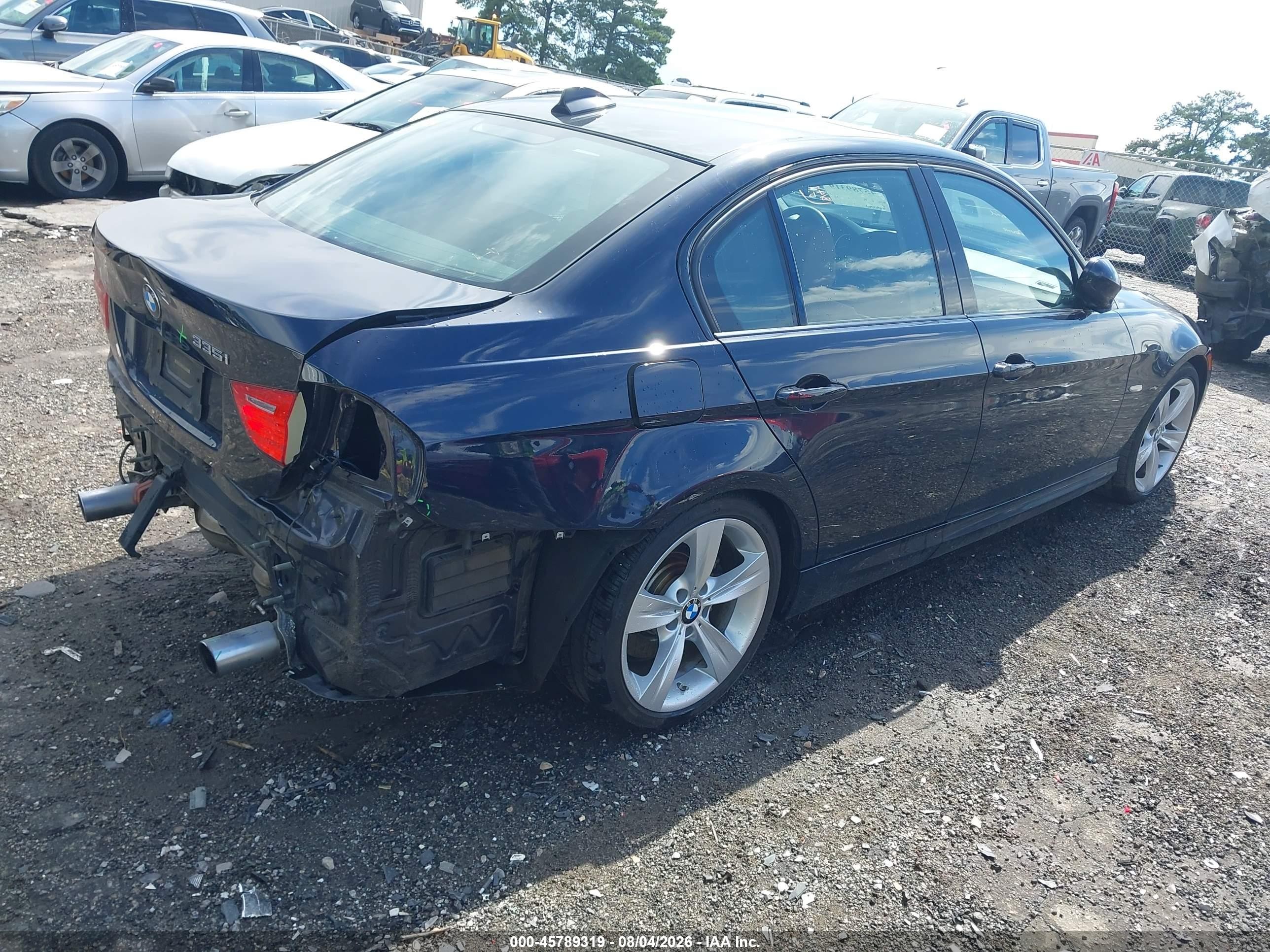 2010 Bmw 335i   Blue vin: WBAPM7C54AA367012