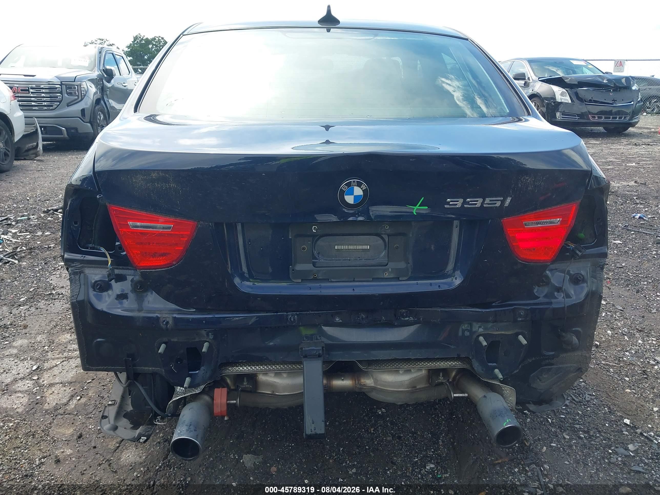 2010 Bmw 335i   Blue vin: WBAPM7C54AA367012