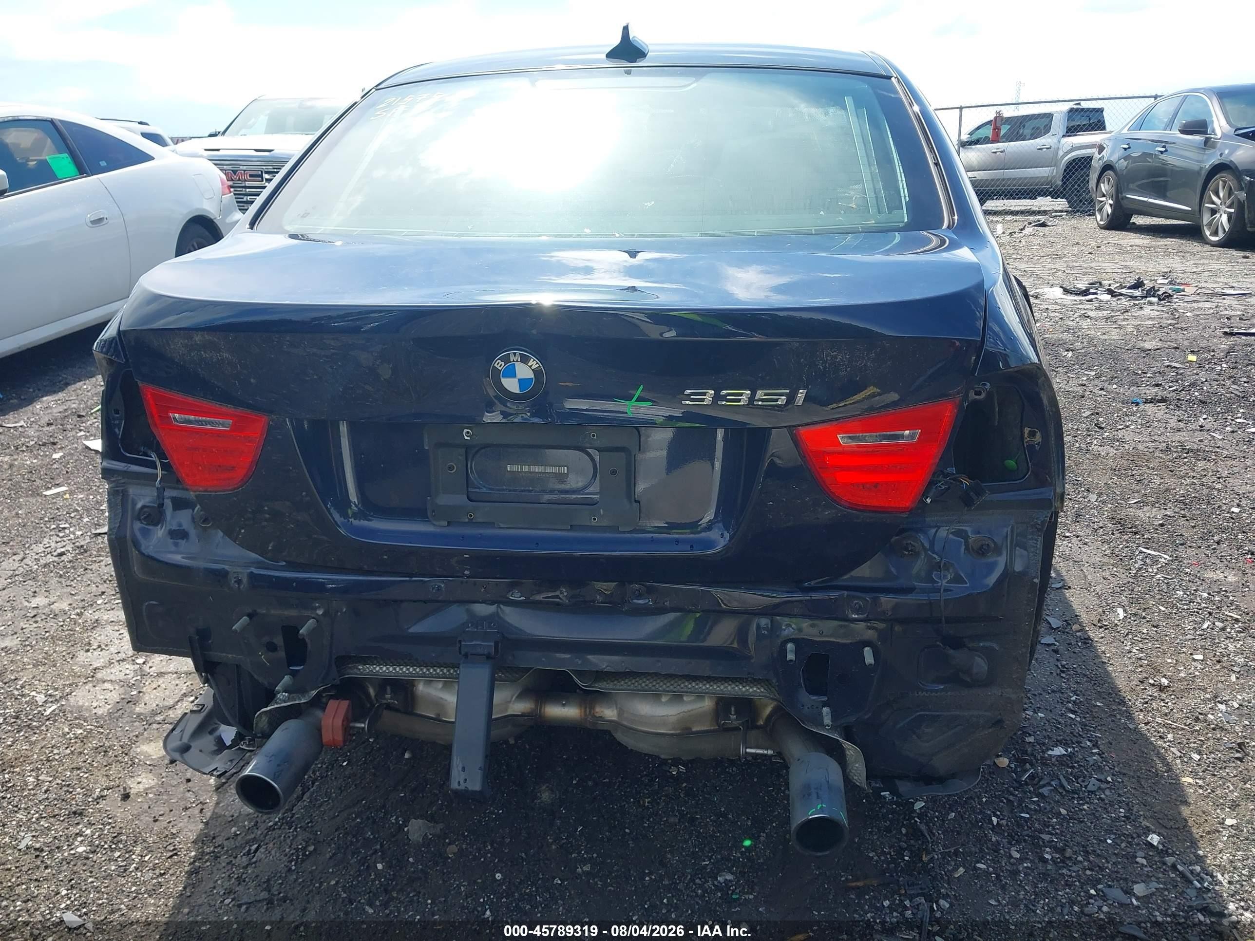 2010 Bmw 335i   Blue vin: WBAPM7C54AA367012
