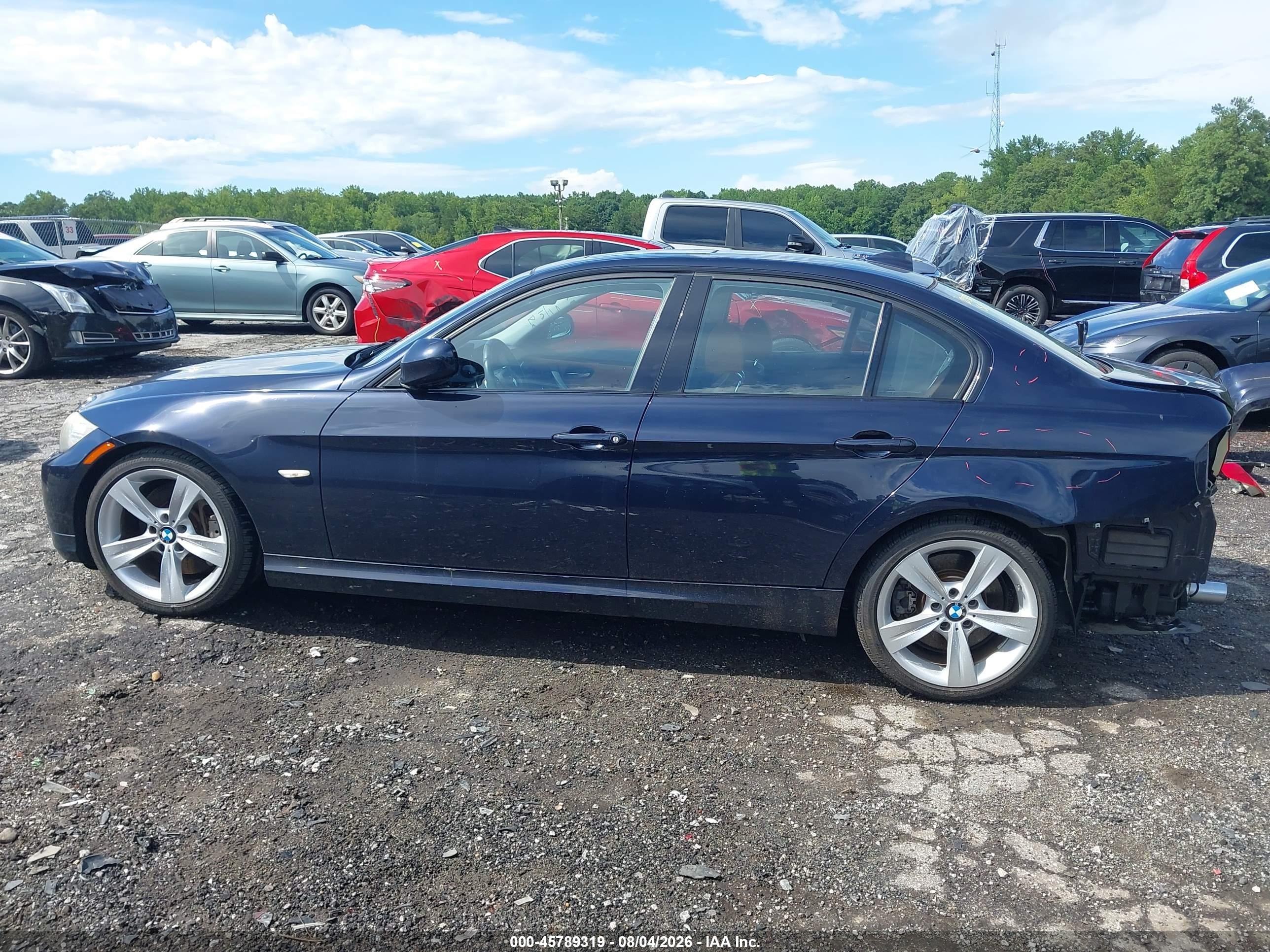 2010 Bmw 335i   Blue vin: WBAPM7C54AA367012