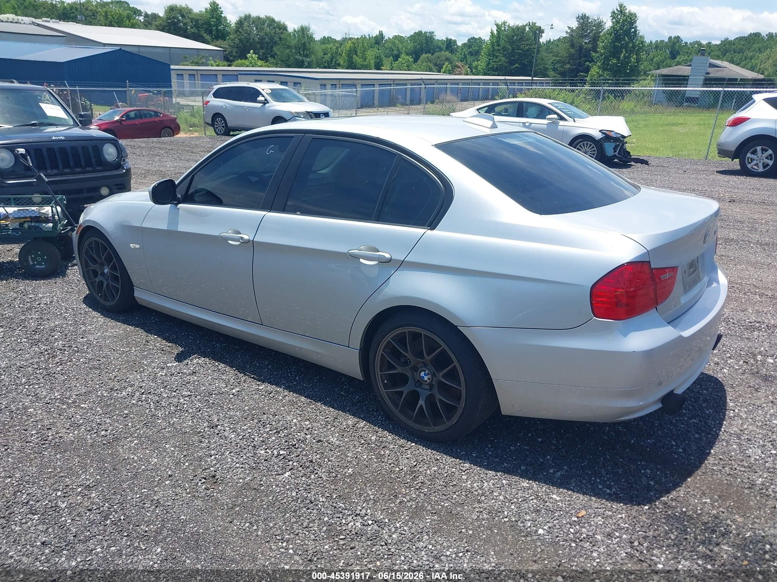 2010 Bmw 335i   Silver vin: WBAPM7C59AE192135