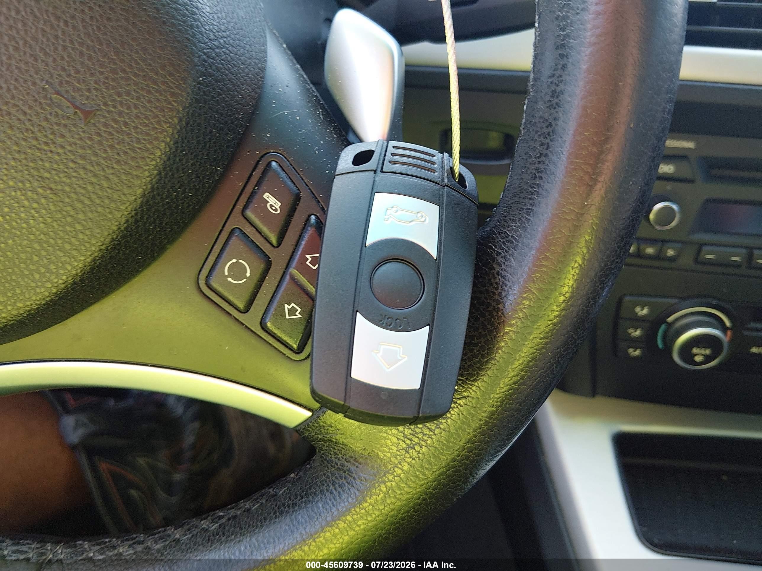 2010 Bmw 335i   Серый vin: WBAPM7G51ANL89259