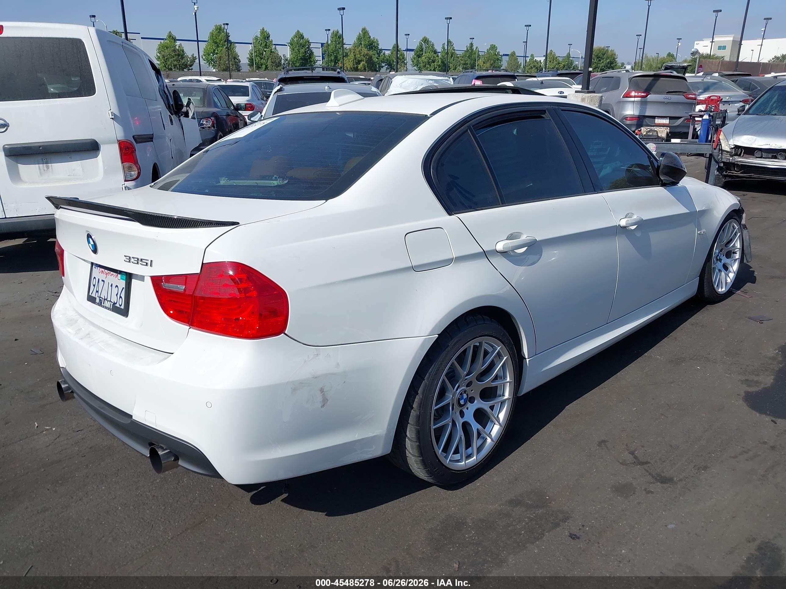 2010 Bmw 335i White vin: WBAPM7G53ANL89361
