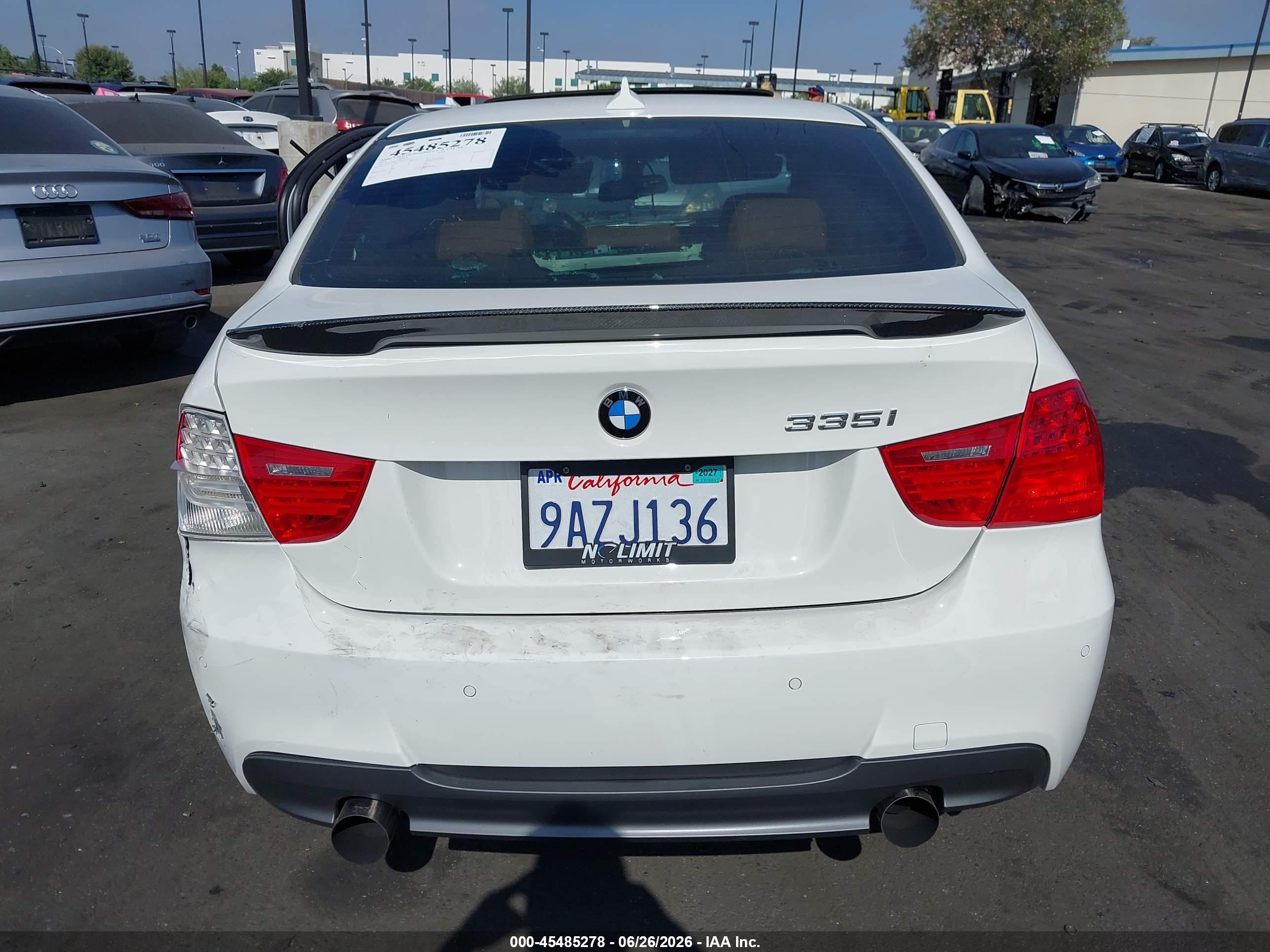 2010 Bmw 335i White vin: WBAPM7G53ANL89361