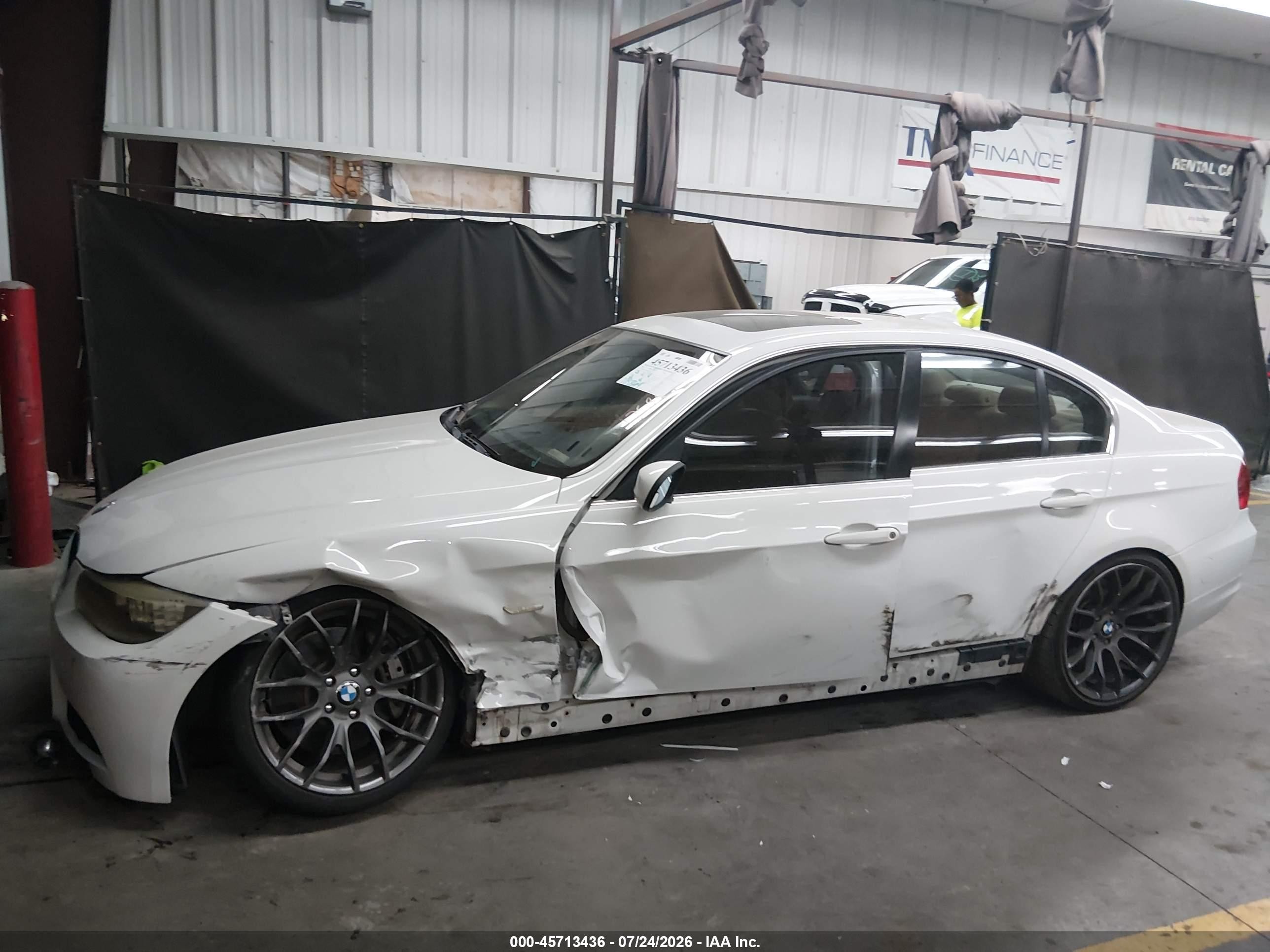 2009 Bmw 335d   White vin: WBAPN73509A265229