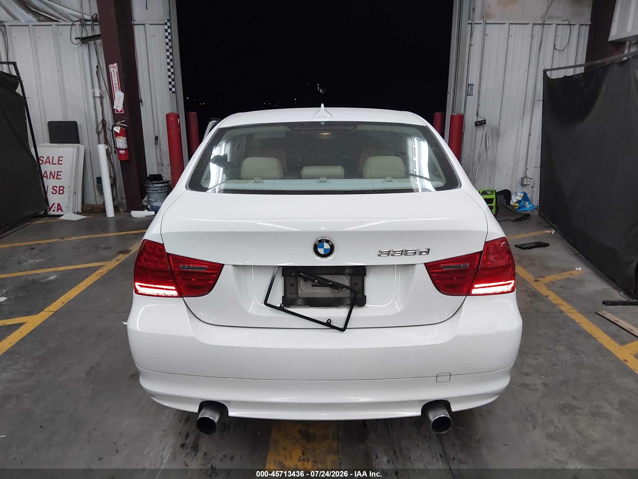 2009 Bmw 335d   White vin: WBAPN73509A265229