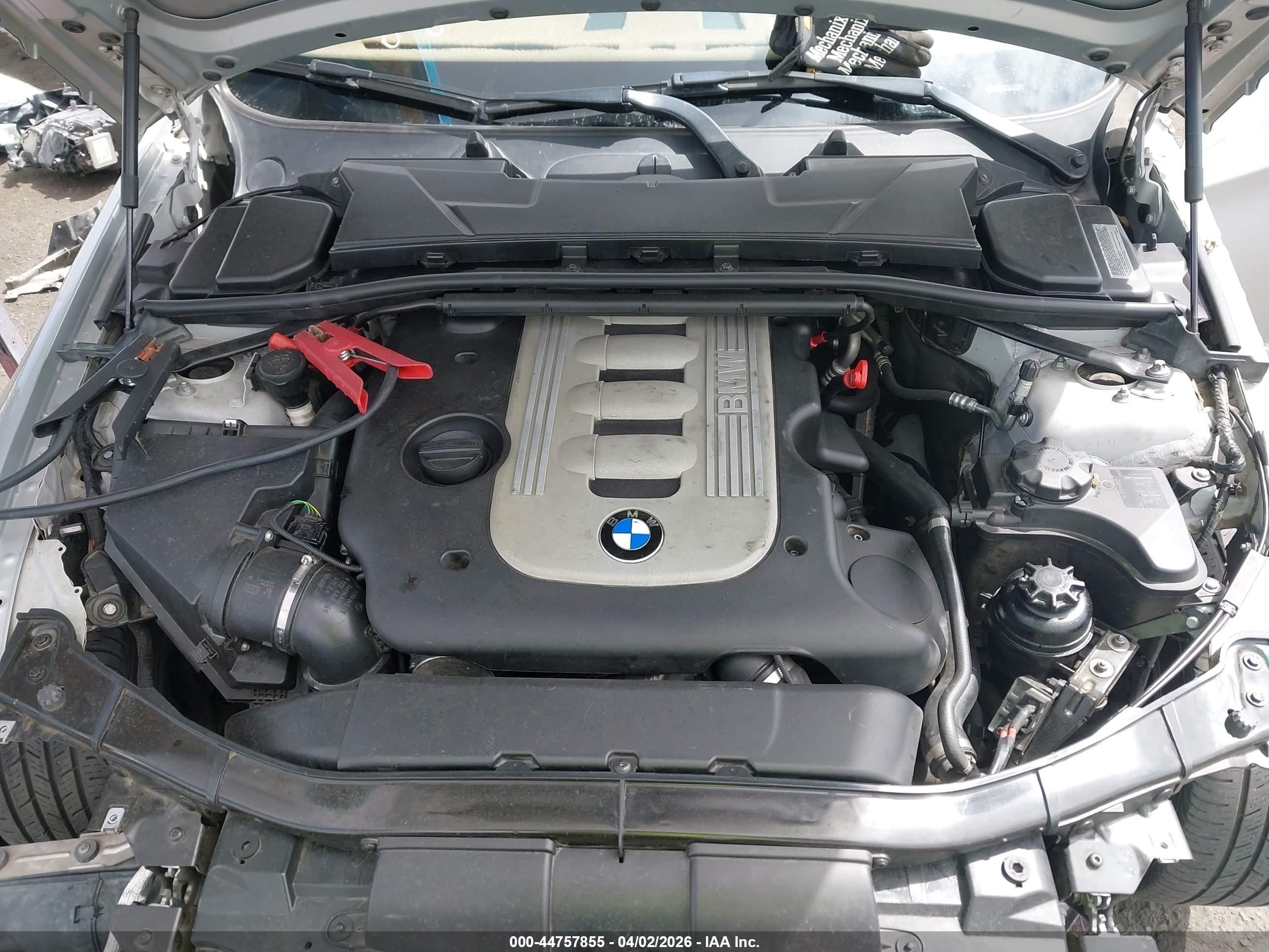 2011 Bmw 335d   Silver vin: WBAPN7C50BA948084