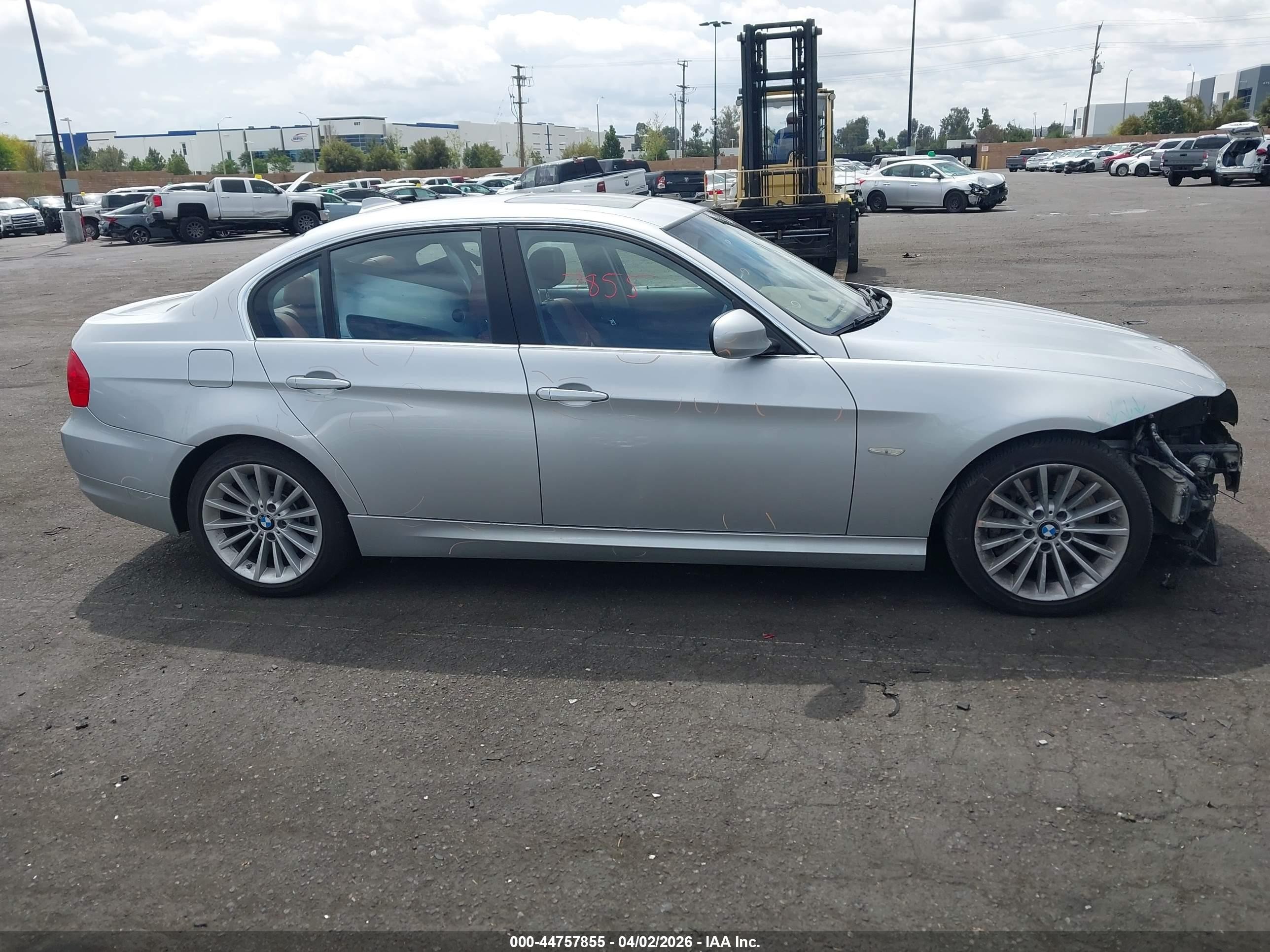 2011 Bmw 335d   Silver vin: WBAPN7C50BA948084