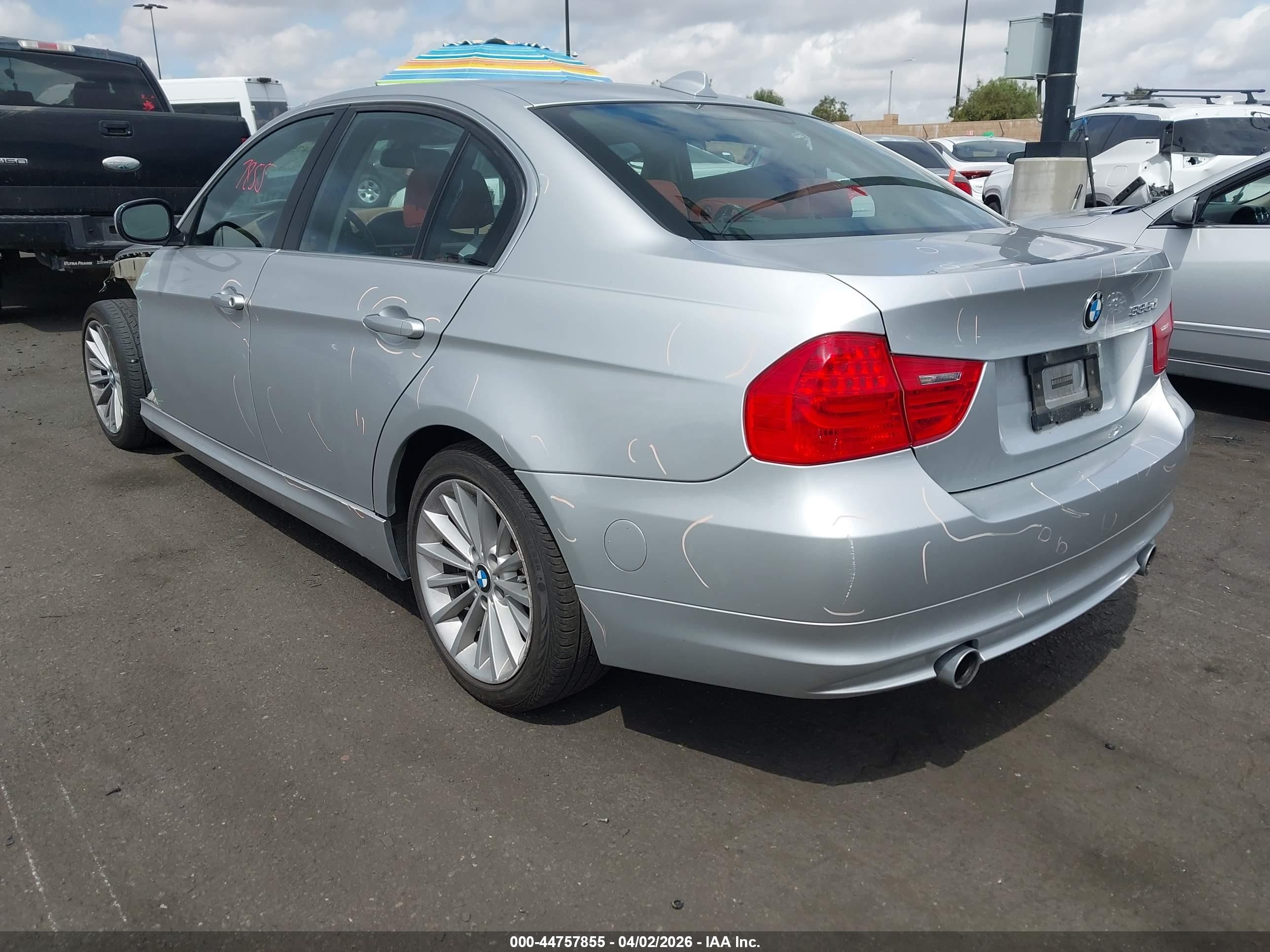 2011 Bmw 335d   Silver vin: WBAPN7C50BA948084