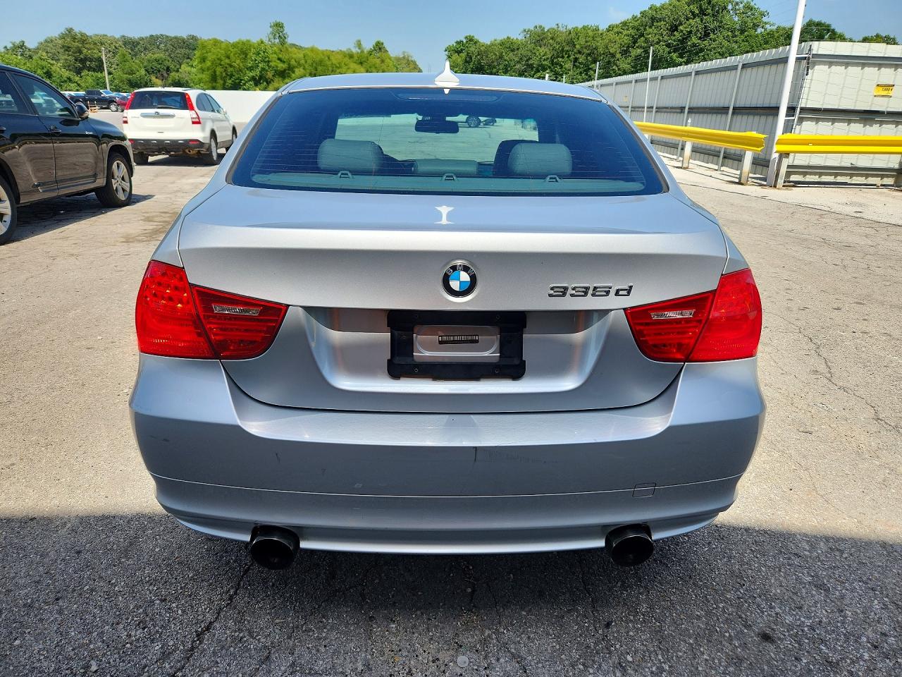 2011 Bmw 335 D Silver vin: WBAPN7C51BA779953